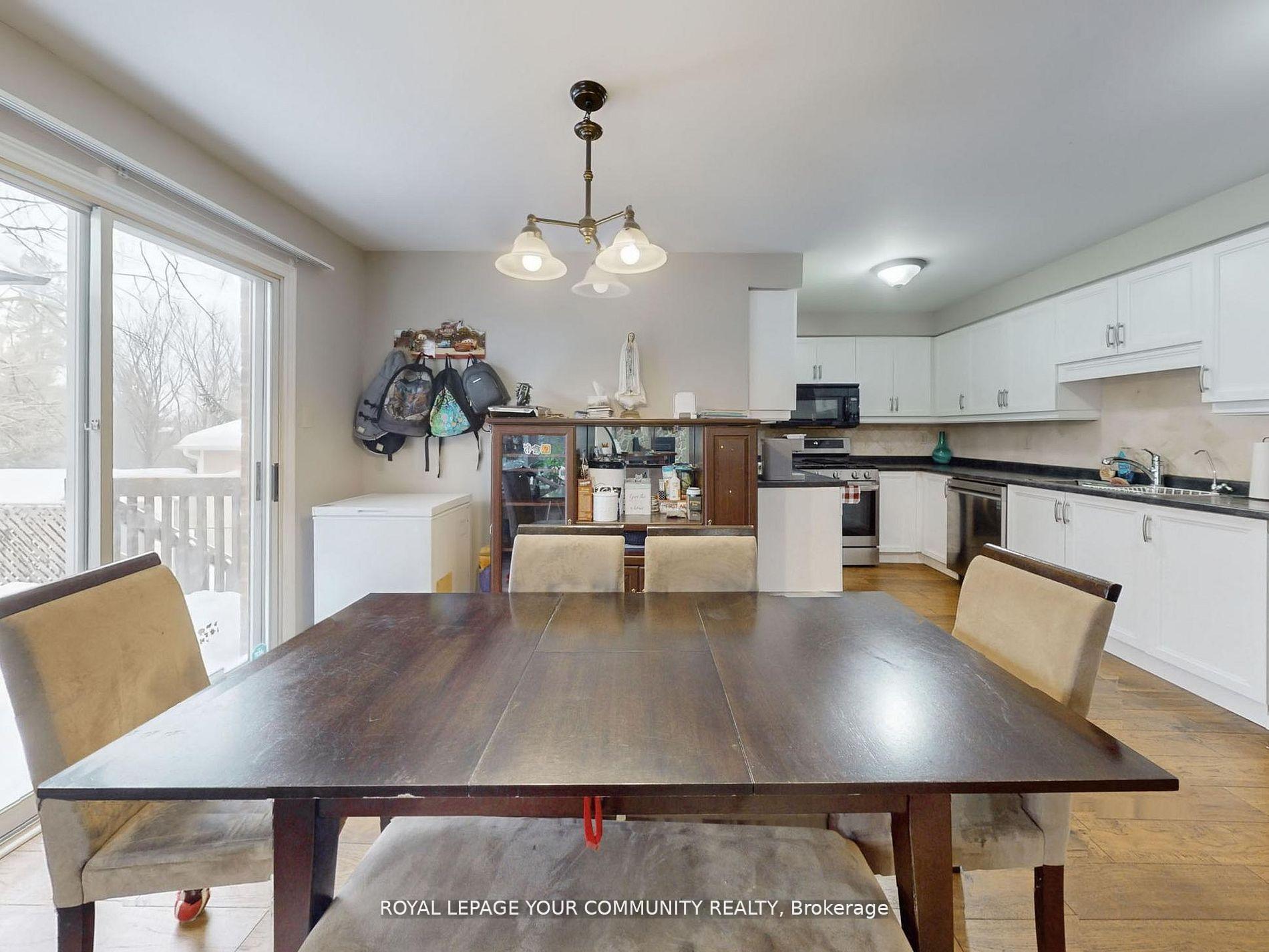Photo 10 of 105 Brown Street, Barrie, Ardagh — HOMEH