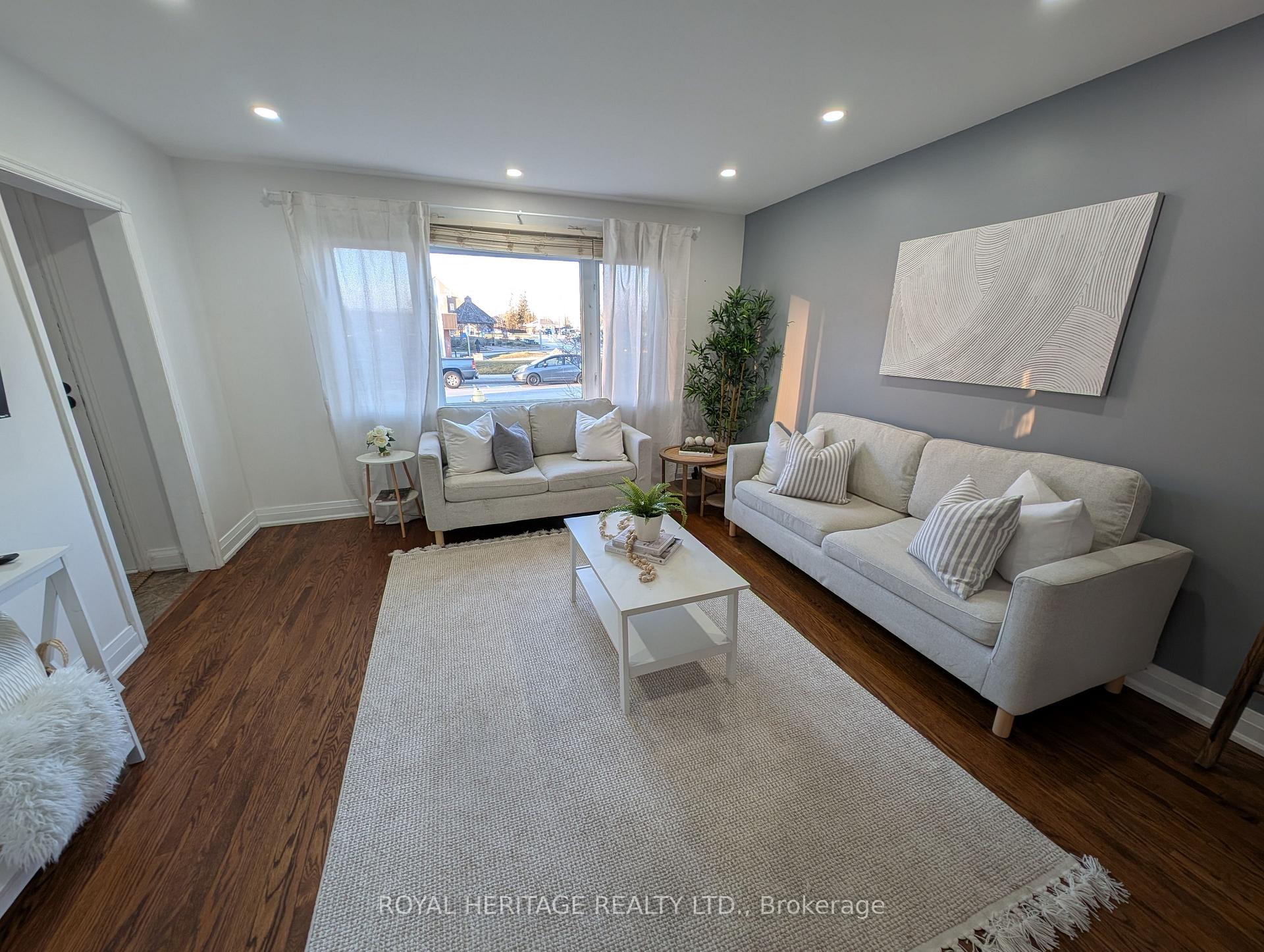 Photo 3 of 9 Prince Street, Clarington, Bowmanville — HOMEH