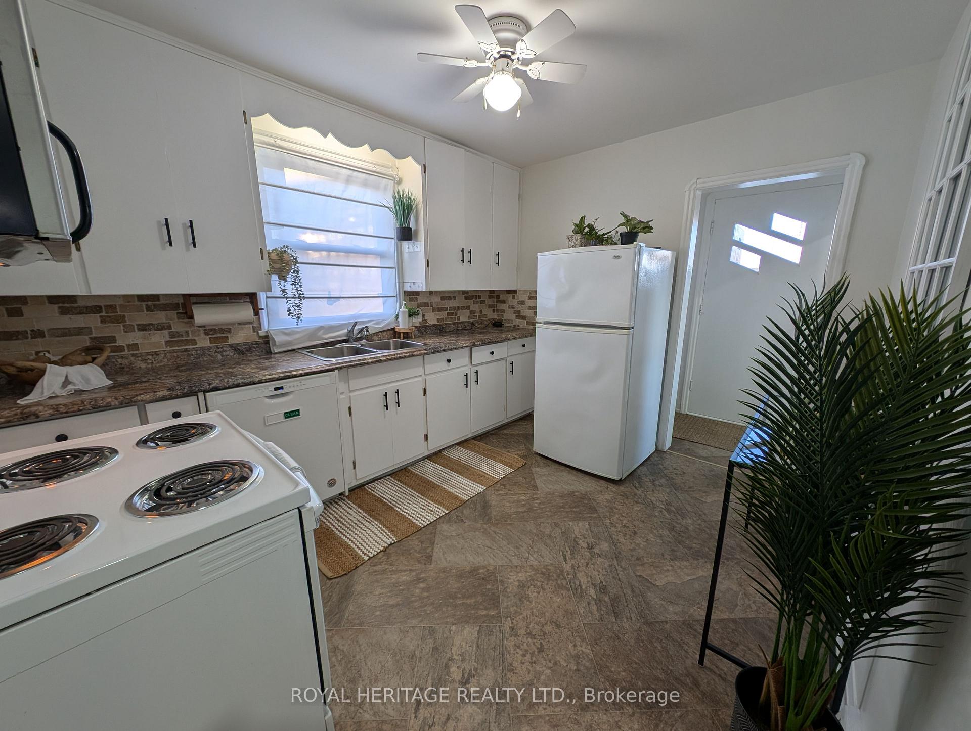 Photo 8 of 9 Prince Street, Clarington, Bowmanville — HOMEH