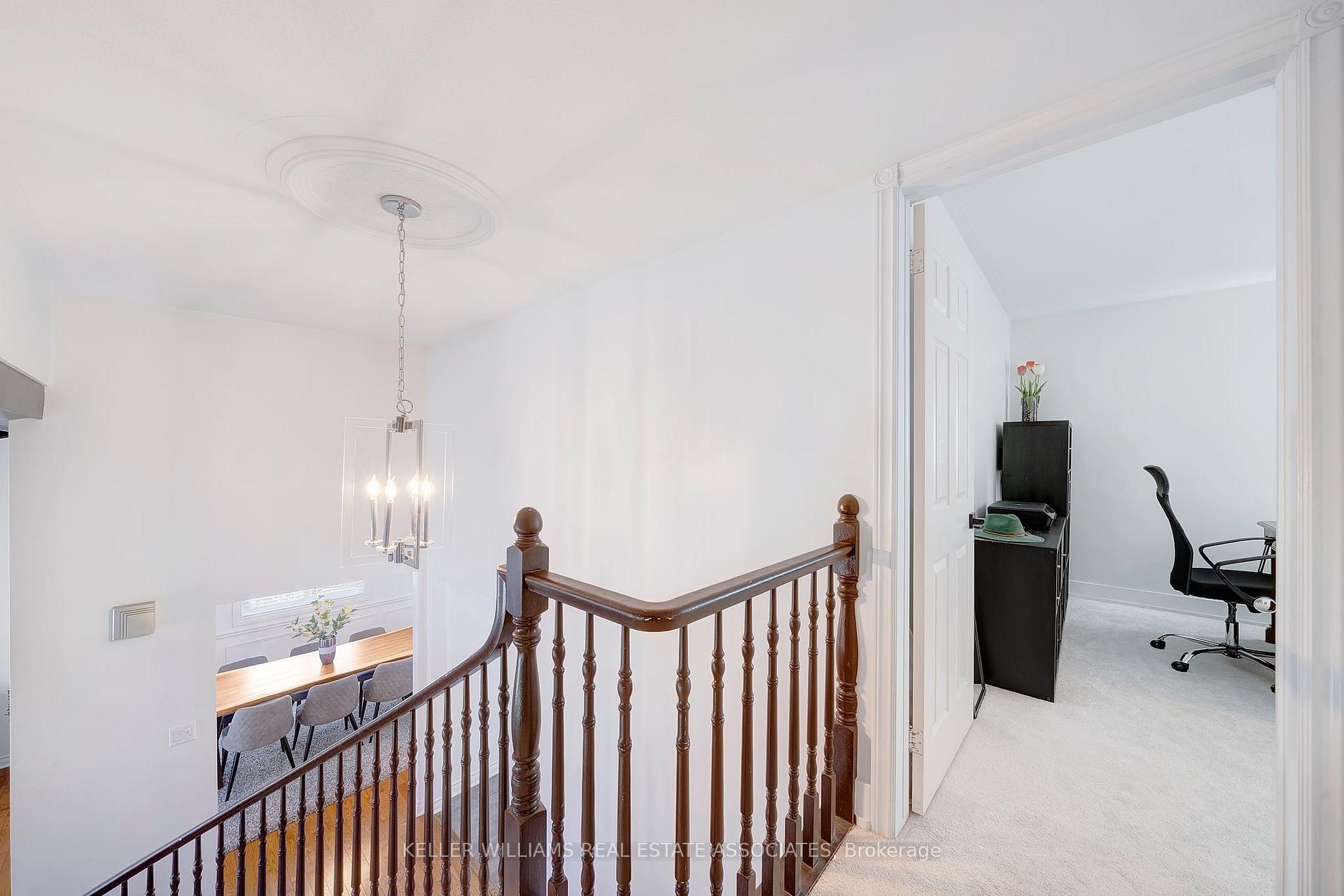 Photo 29 of 24 Farmingdale Crescent, Hamilton, Stoney Creek — HOMEH
