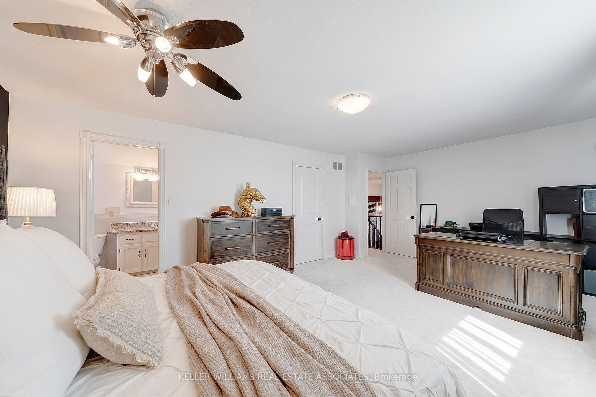 Photo 33 of 24 Farmingdale Crescent, Hamilton, Stoney Creek — HOMEH