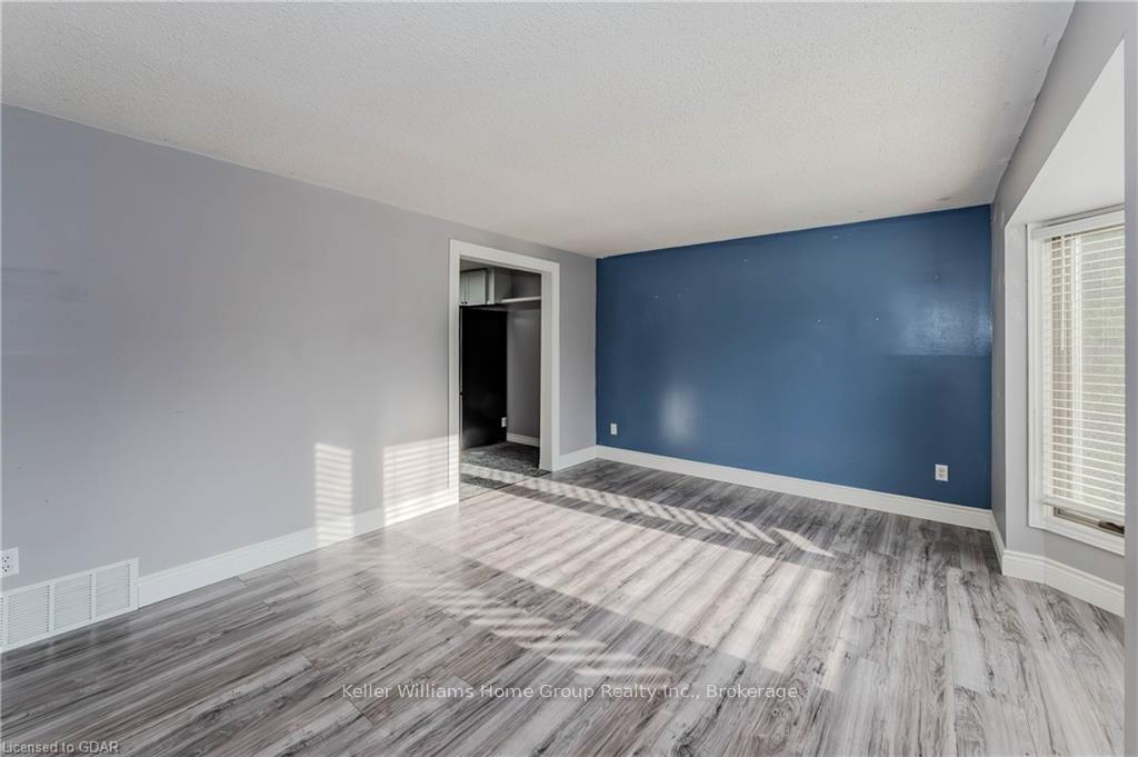 Photo 7 of 57 Rochelle Drive, Guelph, Willow West/Sugarbush/West Acres — HOMEH