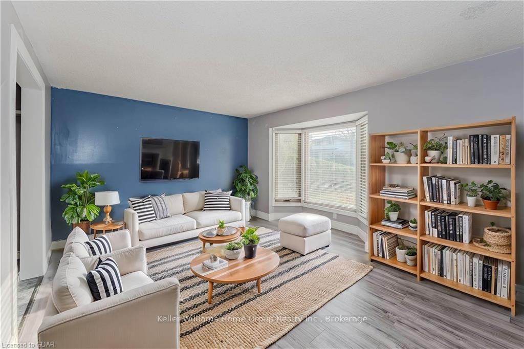 Photo 34 of 57 Rochelle Drive, Guelph, Willow West/Sugarbush/West Acres — HOMEH