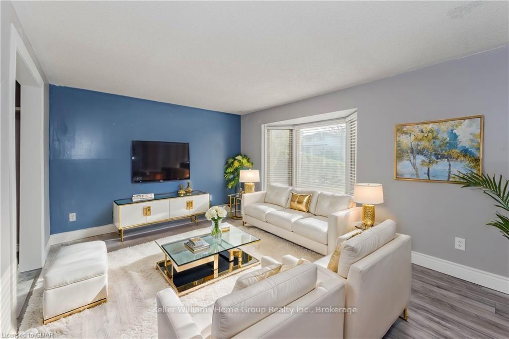 Photo 35 of 57 Rochelle Drive, Guelph, Willow West/Sugarbush/West Acres — HOMEH
