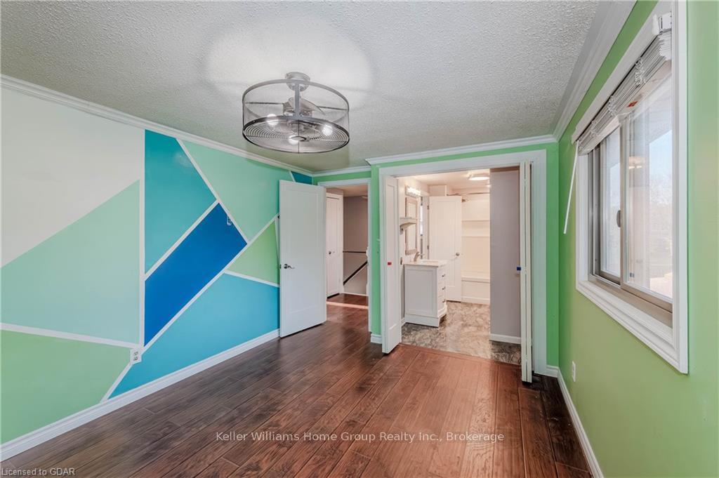 Photo 37 of 57 Rochelle Drive, Guelph, Willow West/Sugarbush/West Acres — HOMEH