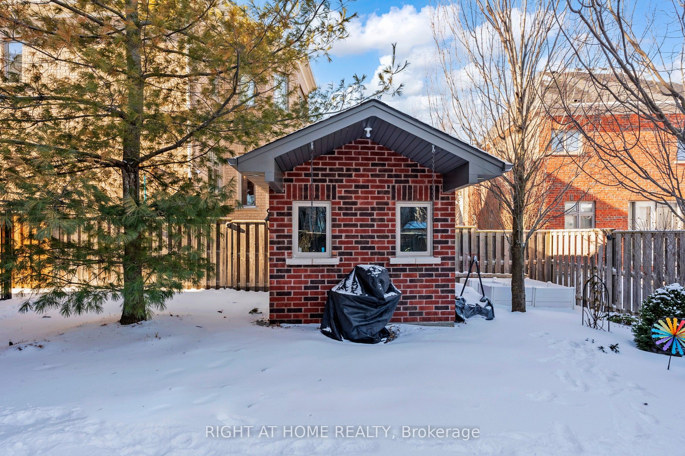 Photo 95 of 131 Robert Berry Crescent, King, King City — HOMEH