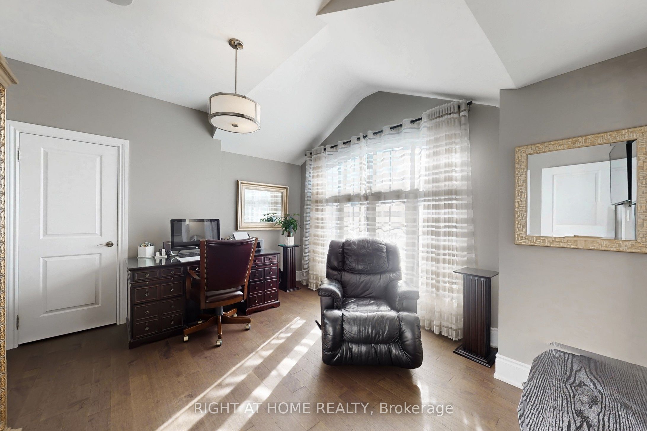 Photo 80 of 131 Robert Berry Crescent, King, King City — HOMEH