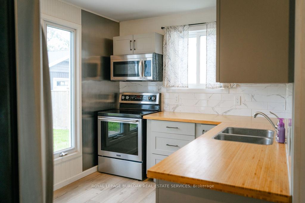 Photo 7 of 554 Cockshutt Road, Brant, Brantford Twp — HOMEH