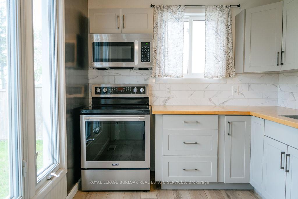 Photo 8 of 554 Cockshutt Road, Brant, Brantford Twp — HOMEH