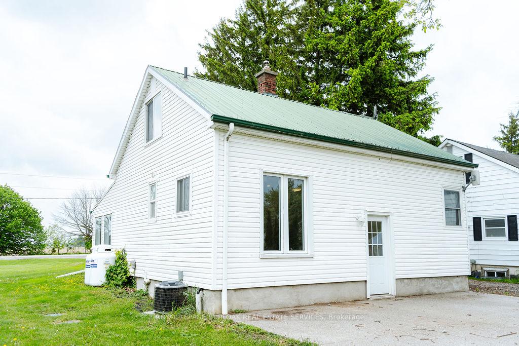 Photo 20 of 554 Cockshutt Road, Brant, Brantford Twp — HOMEH