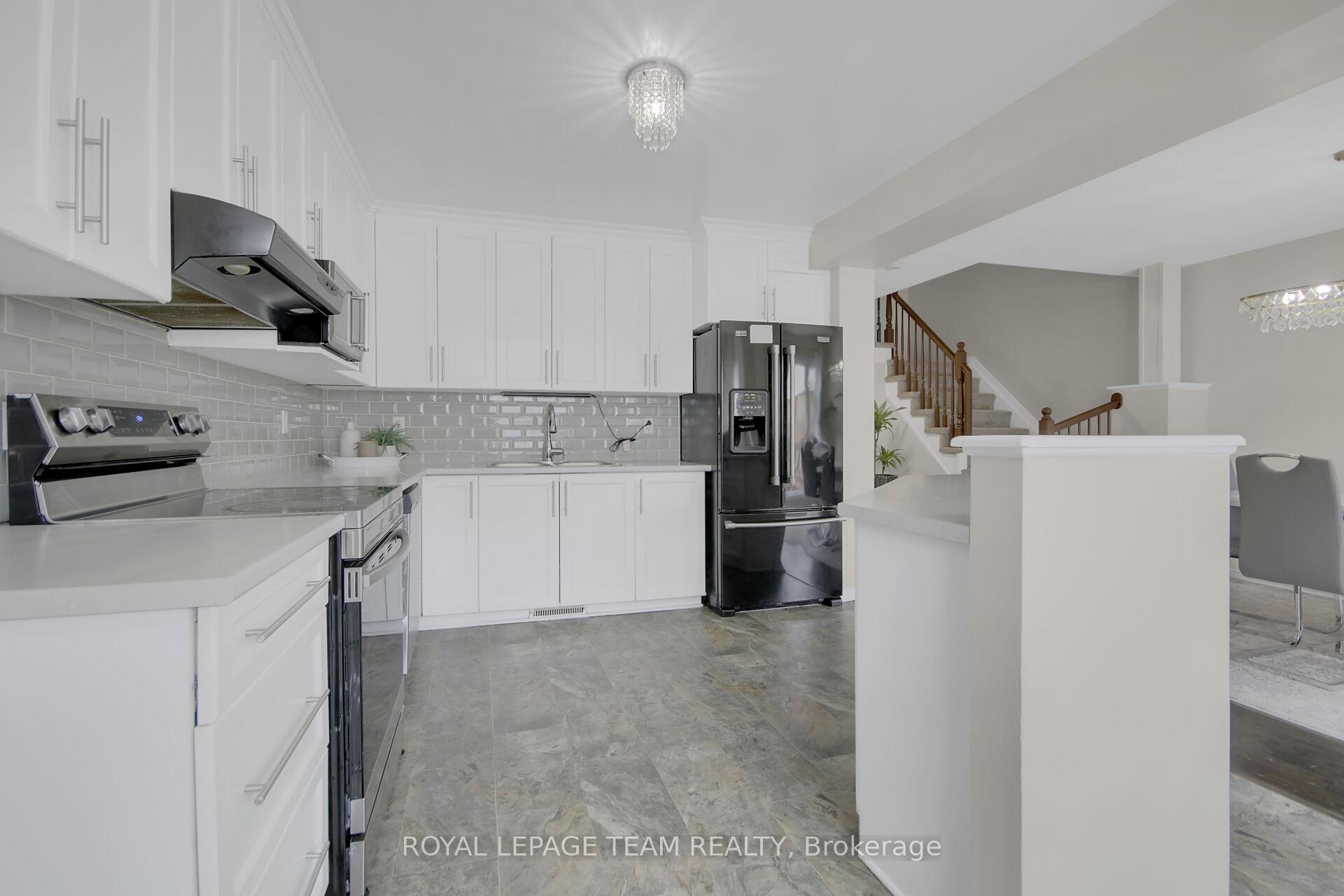 Photo 16 of 89 Upminster Way, Ottawa, Barrhaven - Longfields — HOMEH