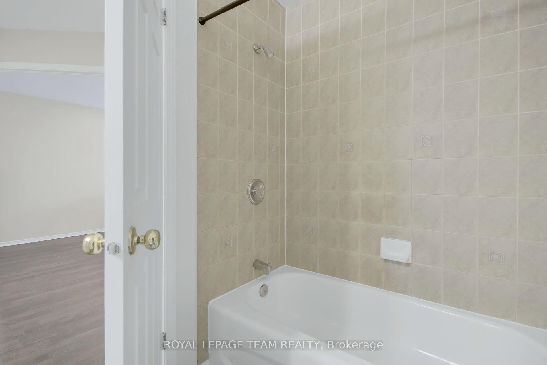 Photo 32 of 89 Upminster Way, Ottawa, Barrhaven - Longfields — HOMEH