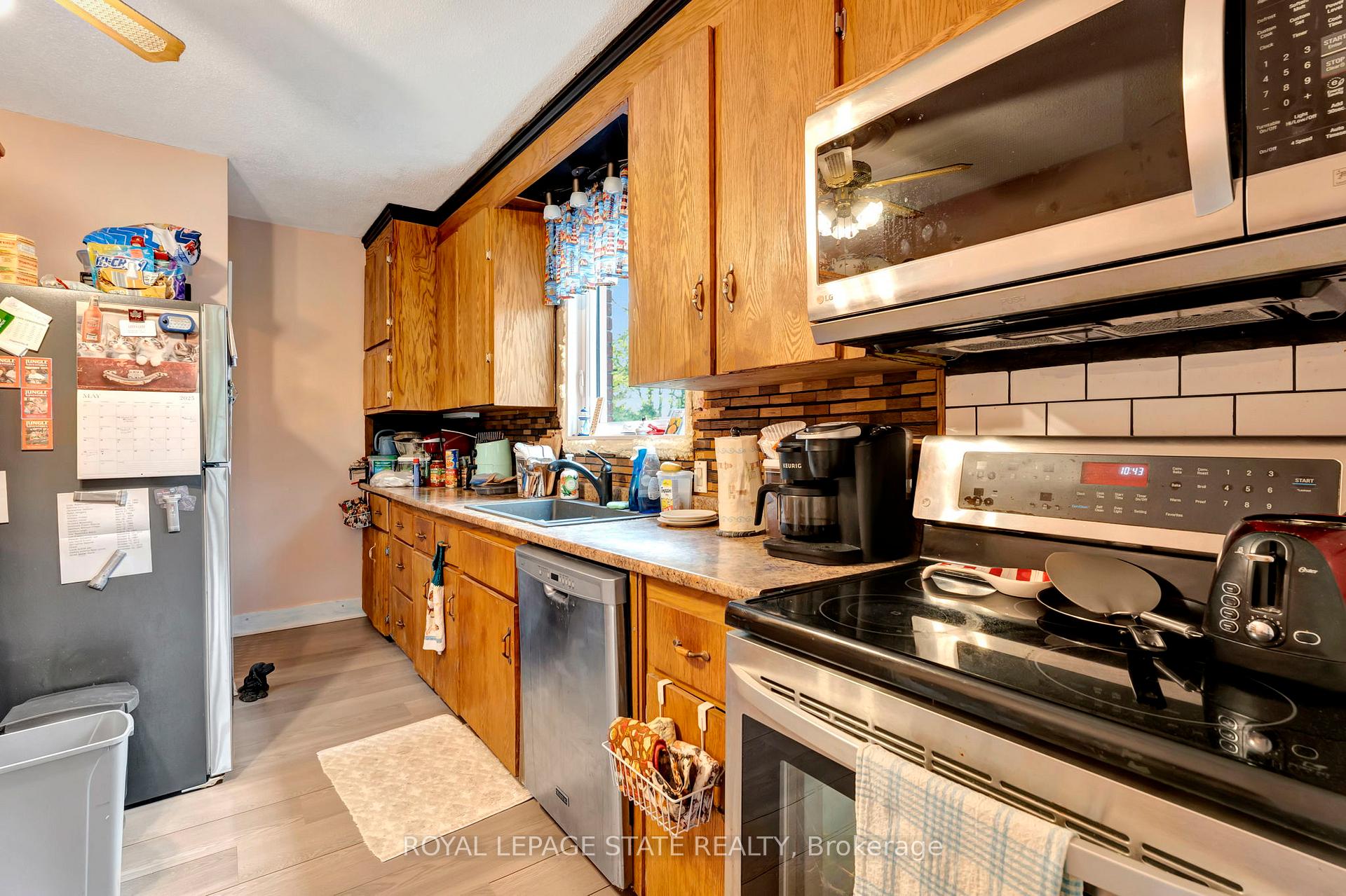 Photo 8 of 865 Garth Street, Hamilton, Buchanan — HOMEH