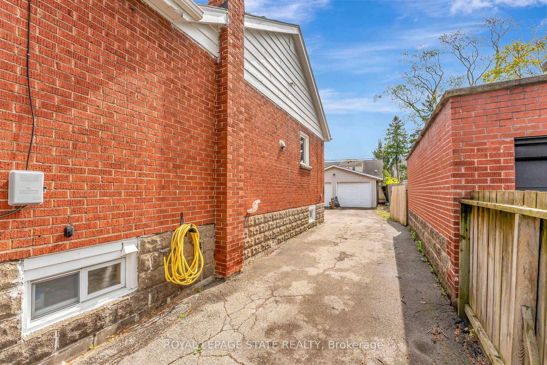 Photo 22 of 865 Garth Street, Hamilton, Buchanan — HOMEH