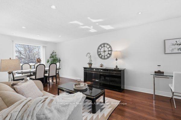 Photo 45 of 115 Coles Avenue, Vaughan, Vaughan Grove — HOMEH