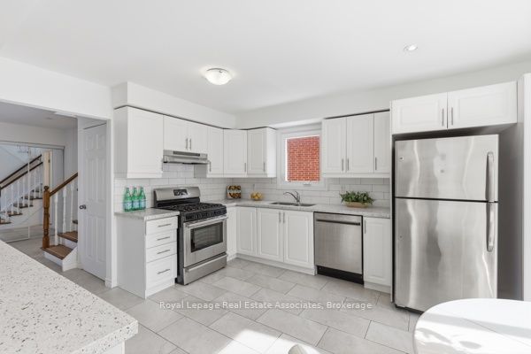 Photo 50 of 115 Coles Avenue, Vaughan, Vaughan Grove — HOMEH