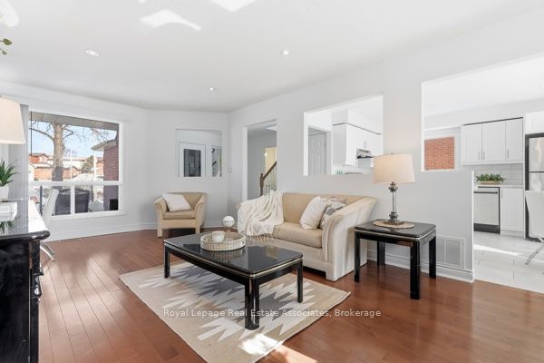 Photo 44 of 115 Coles Avenue, Vaughan, Vaughan Grove — HOMEH