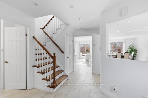 Photo 42 of 115 Coles Avenue, Vaughan, Vaughan Grove — HOMEH