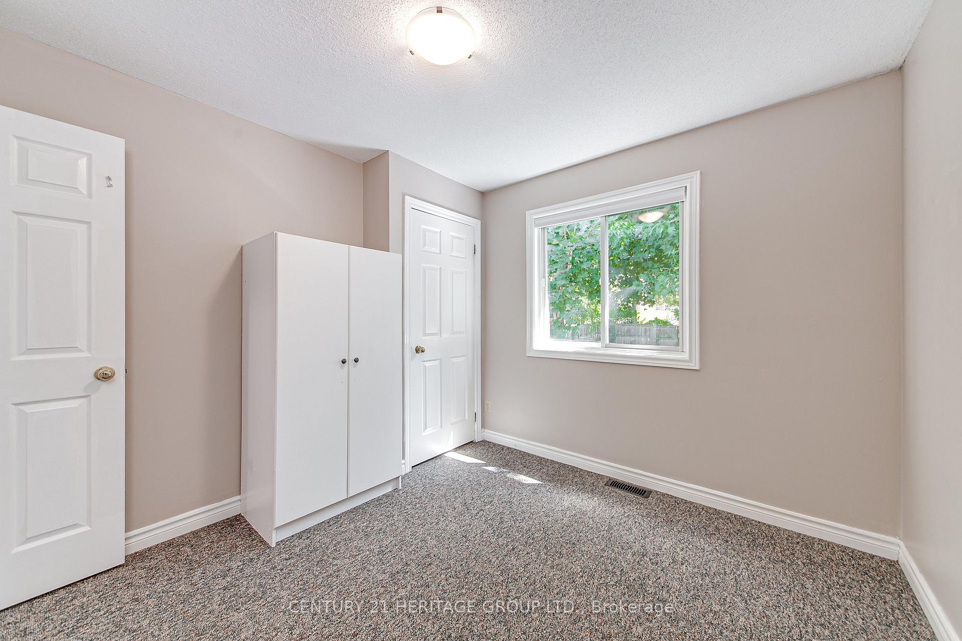 Photo 8 of 119 Berczy Street, Barrie, Codrington — HOMEH