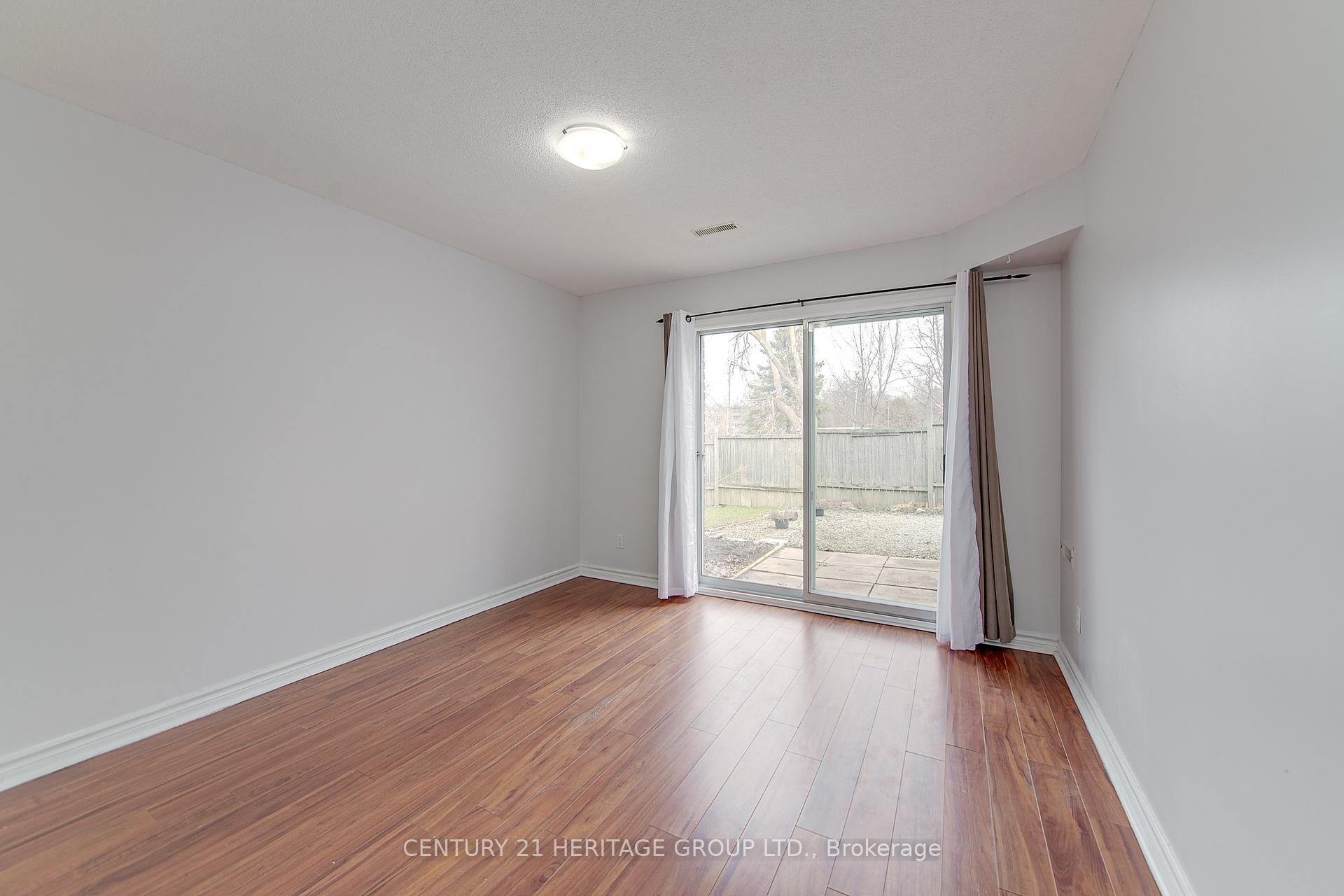 Photo 15 of 119 Berczy Street, Barrie, Codrington — HOMEH