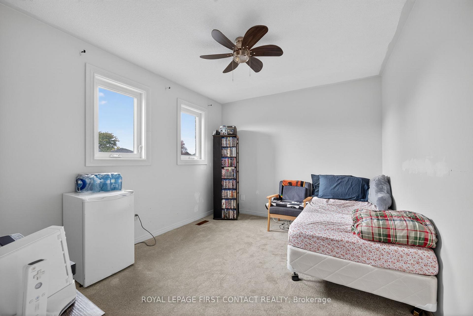 Photo 18 of 22 Bishop Drive, Barrie, Ardagh — HOMEH
