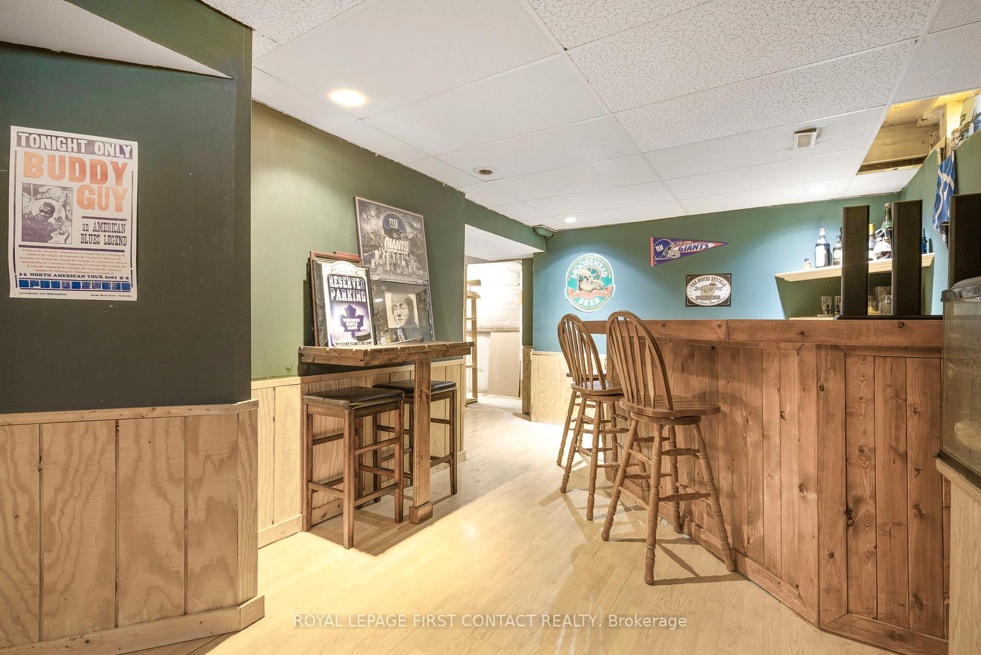 Photo 20 of 22 Bishop Drive, Barrie, Ardagh — HOMEH