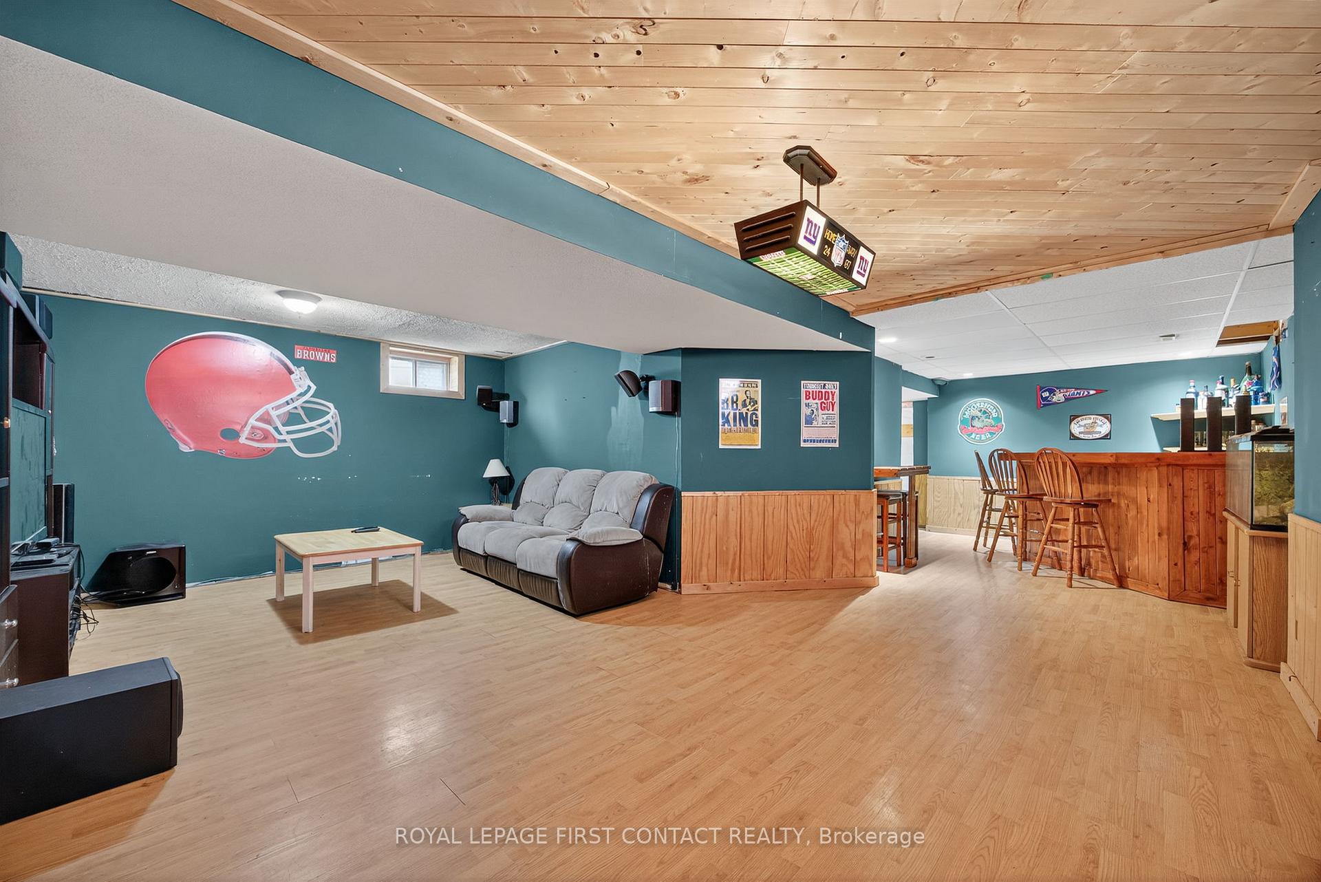 Photo 29 of 22 Bishop Drive, Barrie, Ardagh — HOMEH