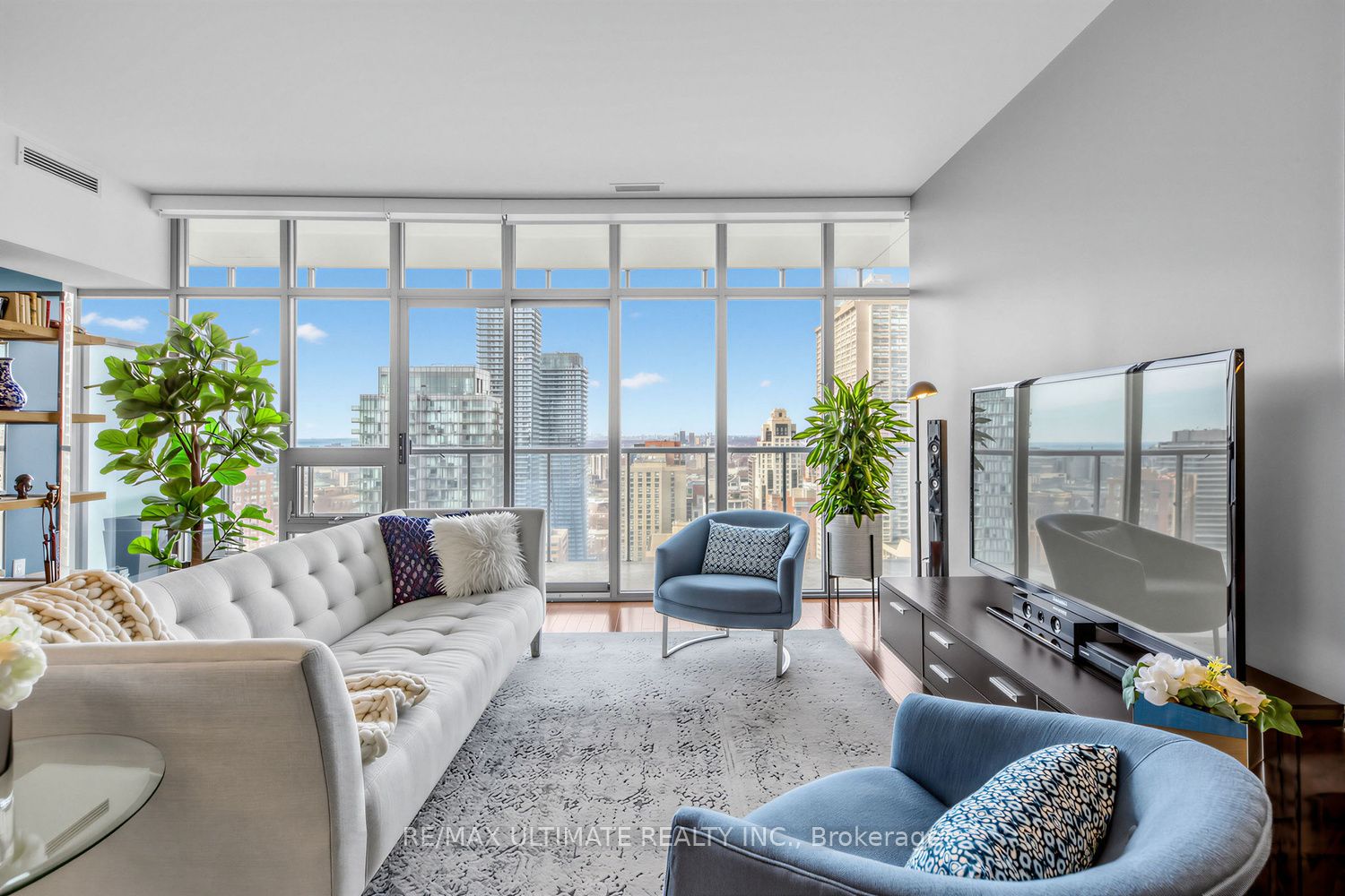 Photo 33 of Unit 3206, 33 Charles Street E, Toronto, Church-Yonge Corridor — HOMEH