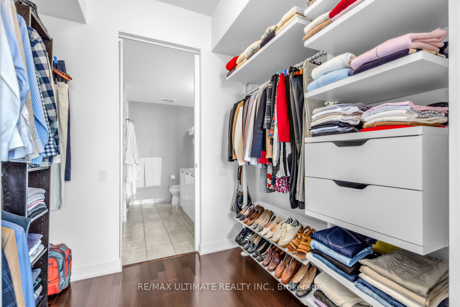 Photo 44 of Unit 3206, 33 Charles Street E, Toronto, Church-Yonge Corridor — HOMEH