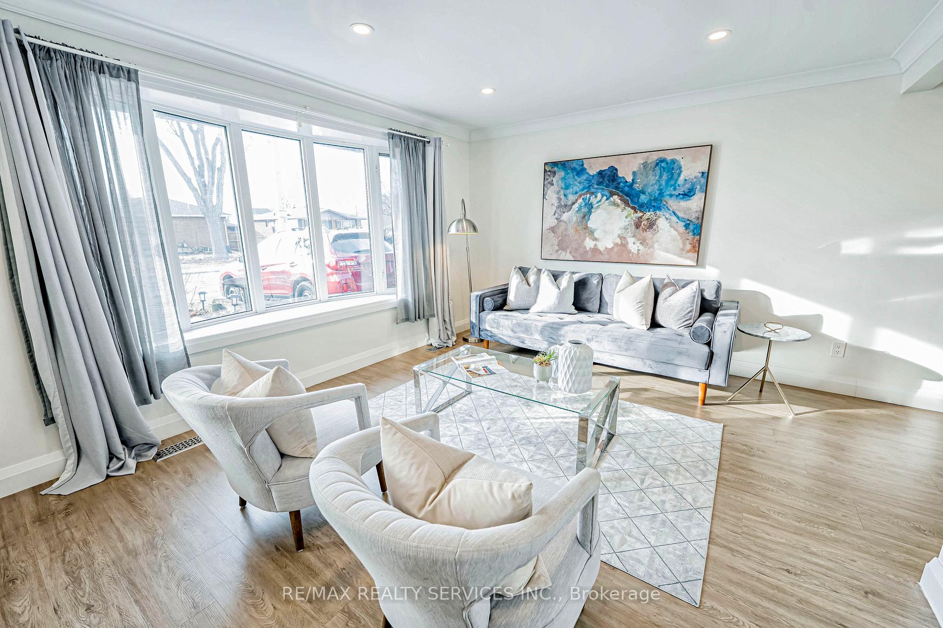 Photo 5 of 17 Shamrock Court, Hamilton, Lawfield — HOMEH