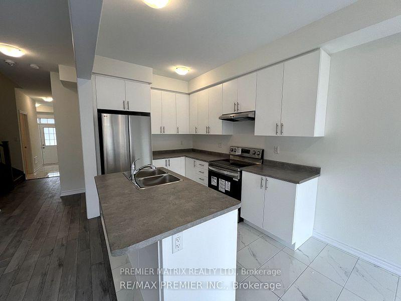 Photo 4 of 3 Prudhoe Terrace, Barrie, Rural Barrie Southeast — HOMEH