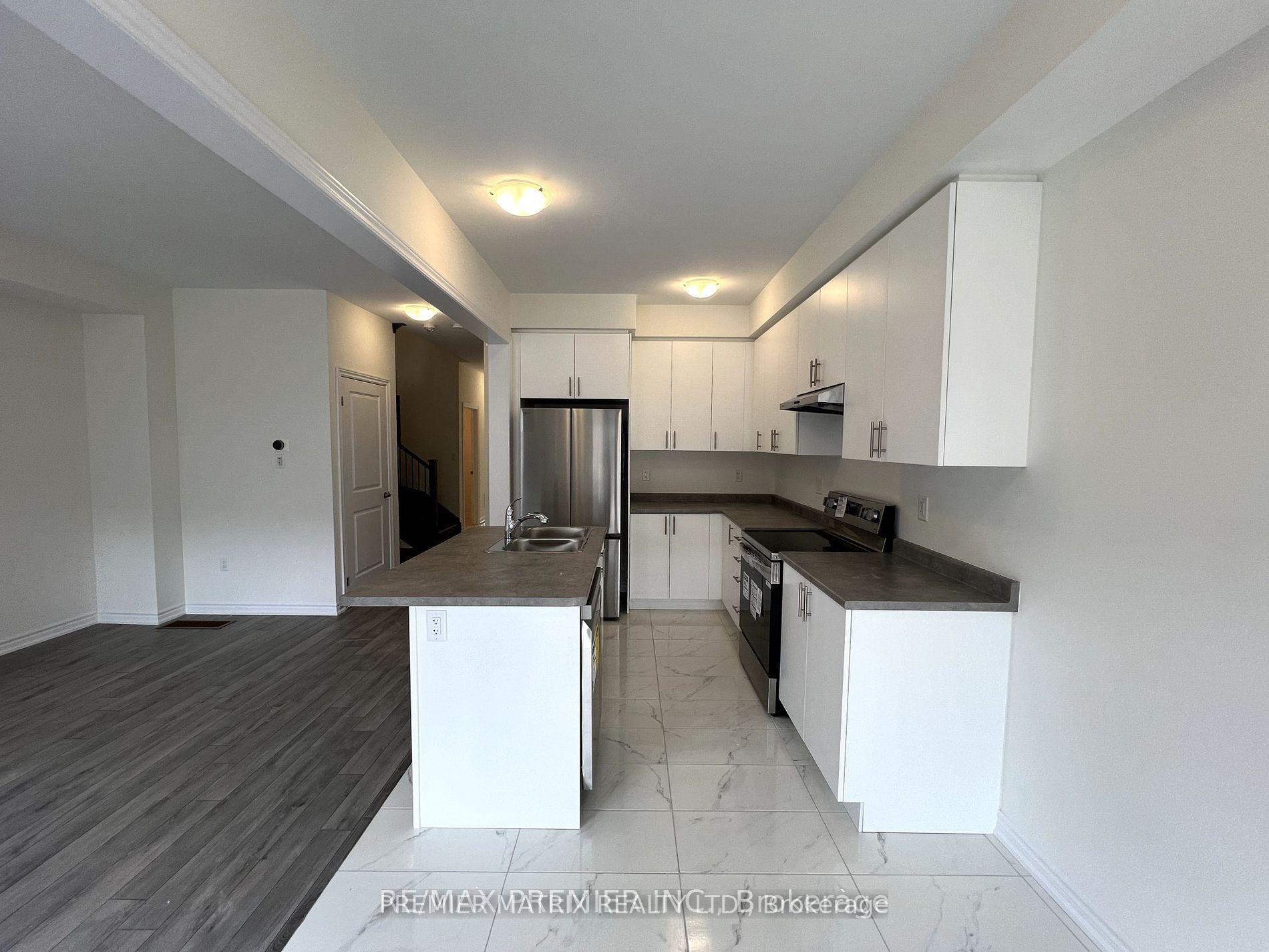 Photo 6 of 3 Prudhoe Terrace, Barrie, Rural Barrie Southeast — HOMEH