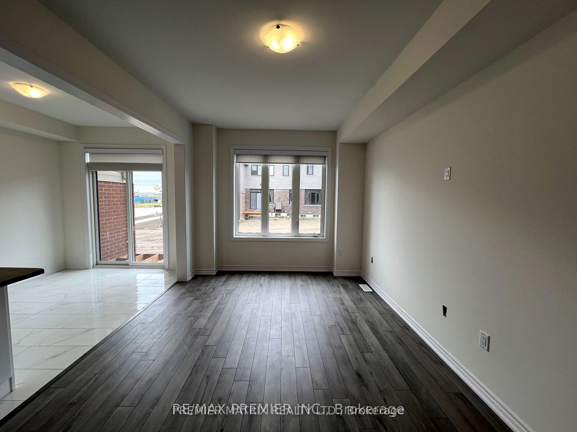 Photo 8 of 3 Prudhoe Terrace, Barrie, Rural Barrie Southeast — HOMEH