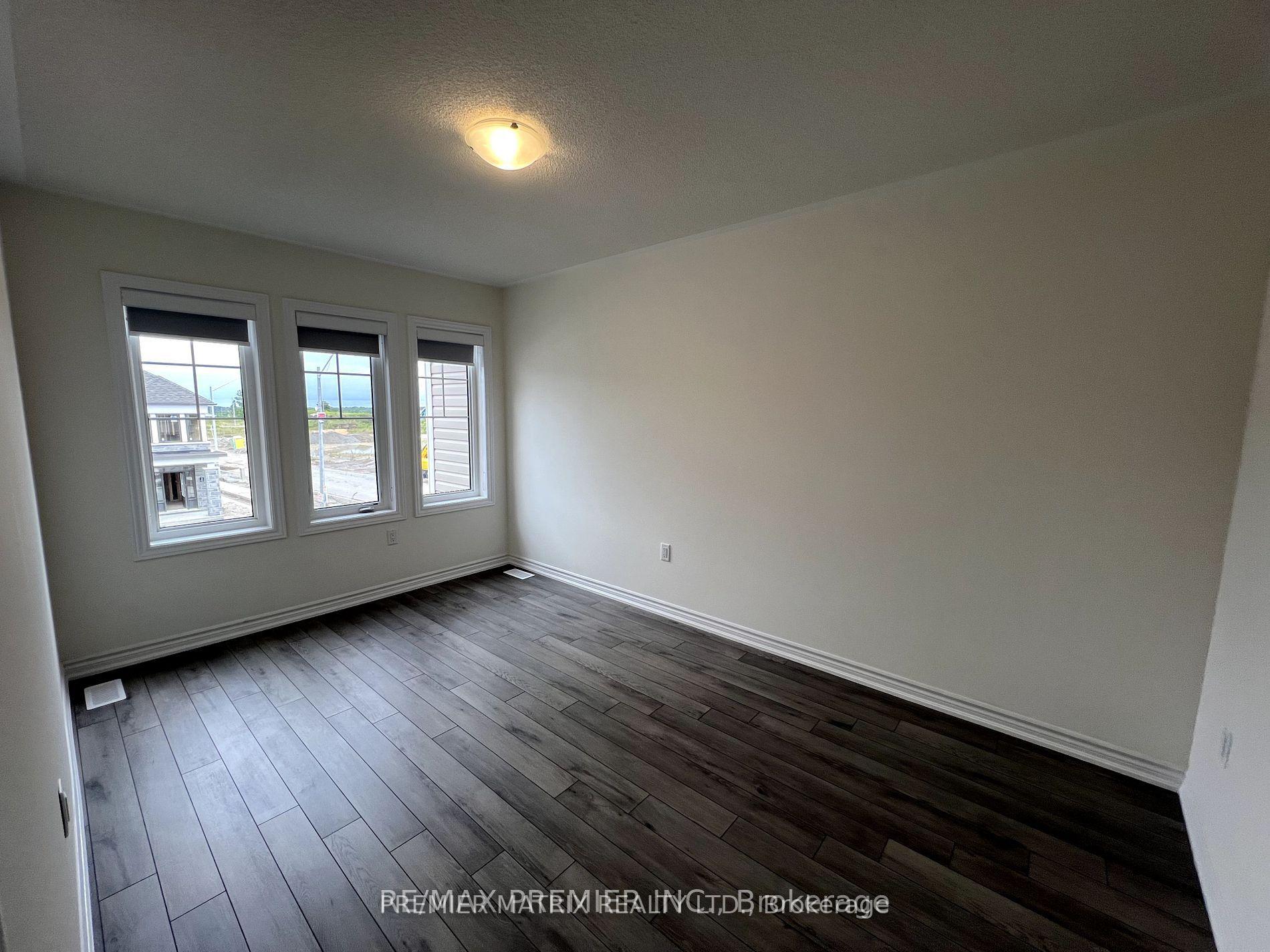 Photo 17 of 3 Prudhoe Terrace, Barrie, Rural Barrie Southeast — HOMEH