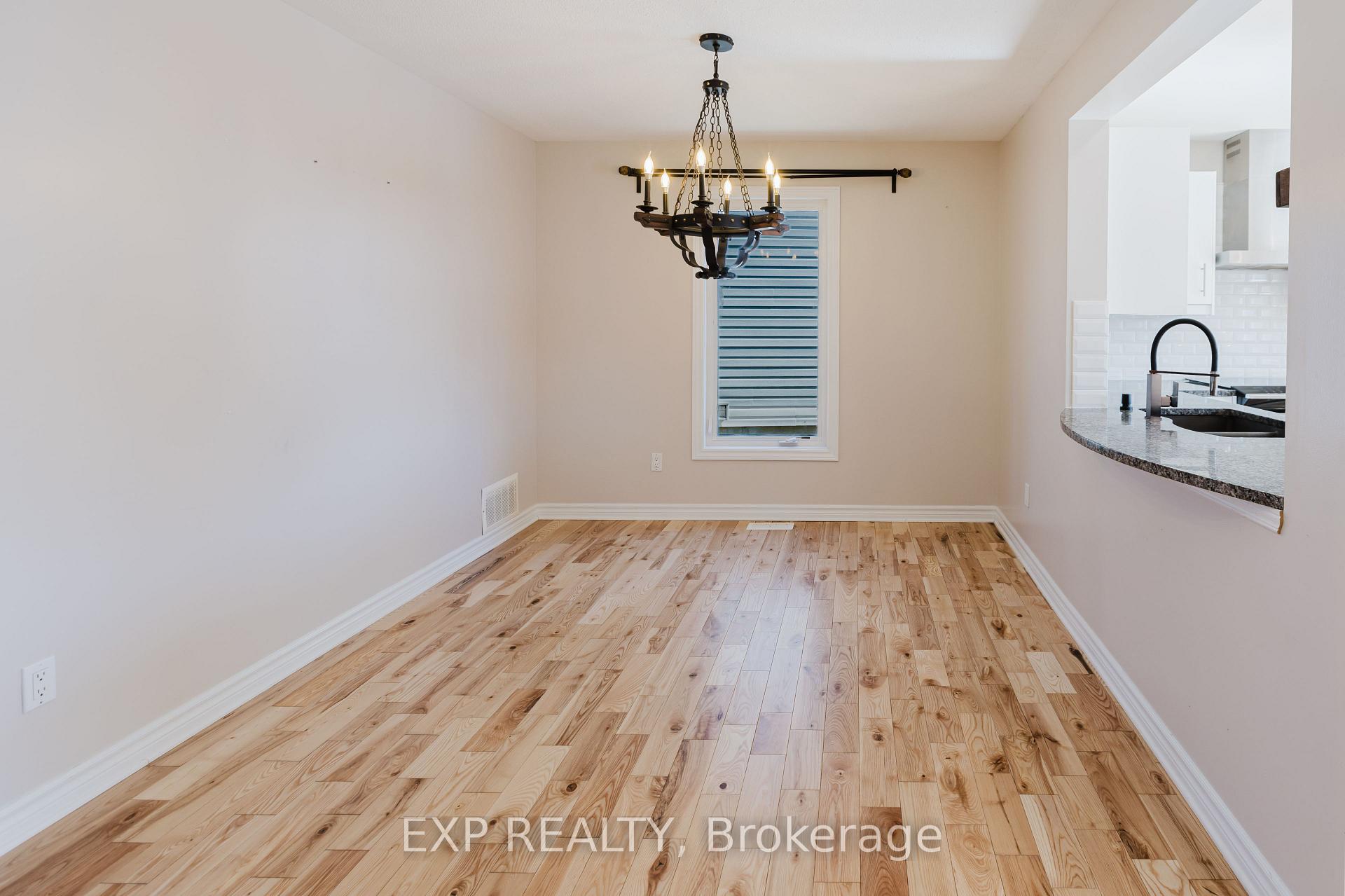 Photo 11 of 481 Paul Metivier Drive, Ottawa, Barrhaven - Strandherd — HOMEH