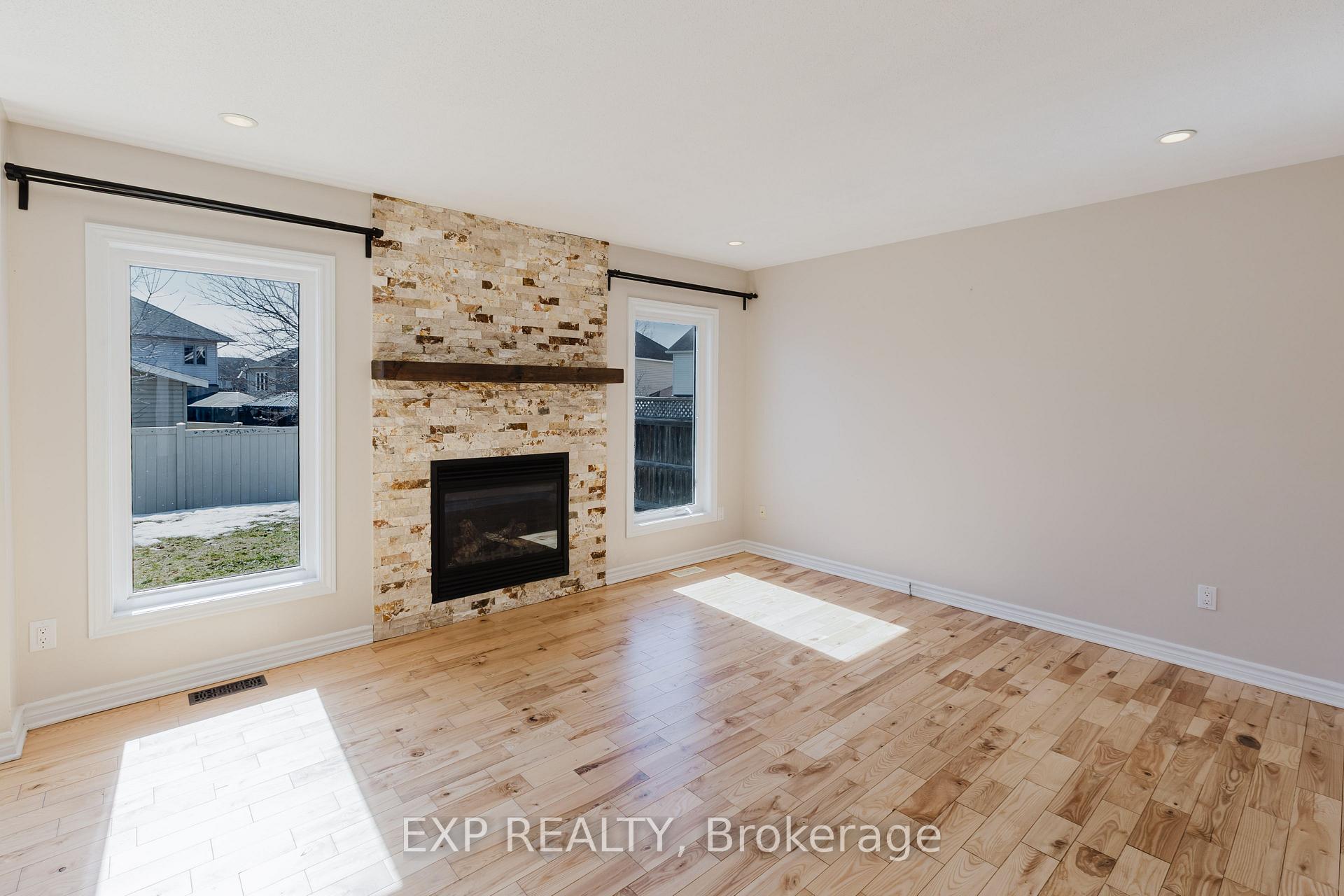 Photo 14 of 481 Paul Metivier Drive, Ottawa, Barrhaven - Strandherd — HOMEH
