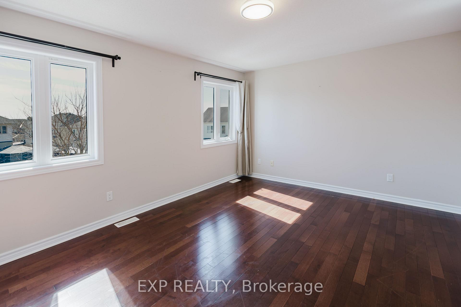 Photo 21 of 481 Paul Metivier Drive, Ottawa, Barrhaven - Strandherd — HOMEH