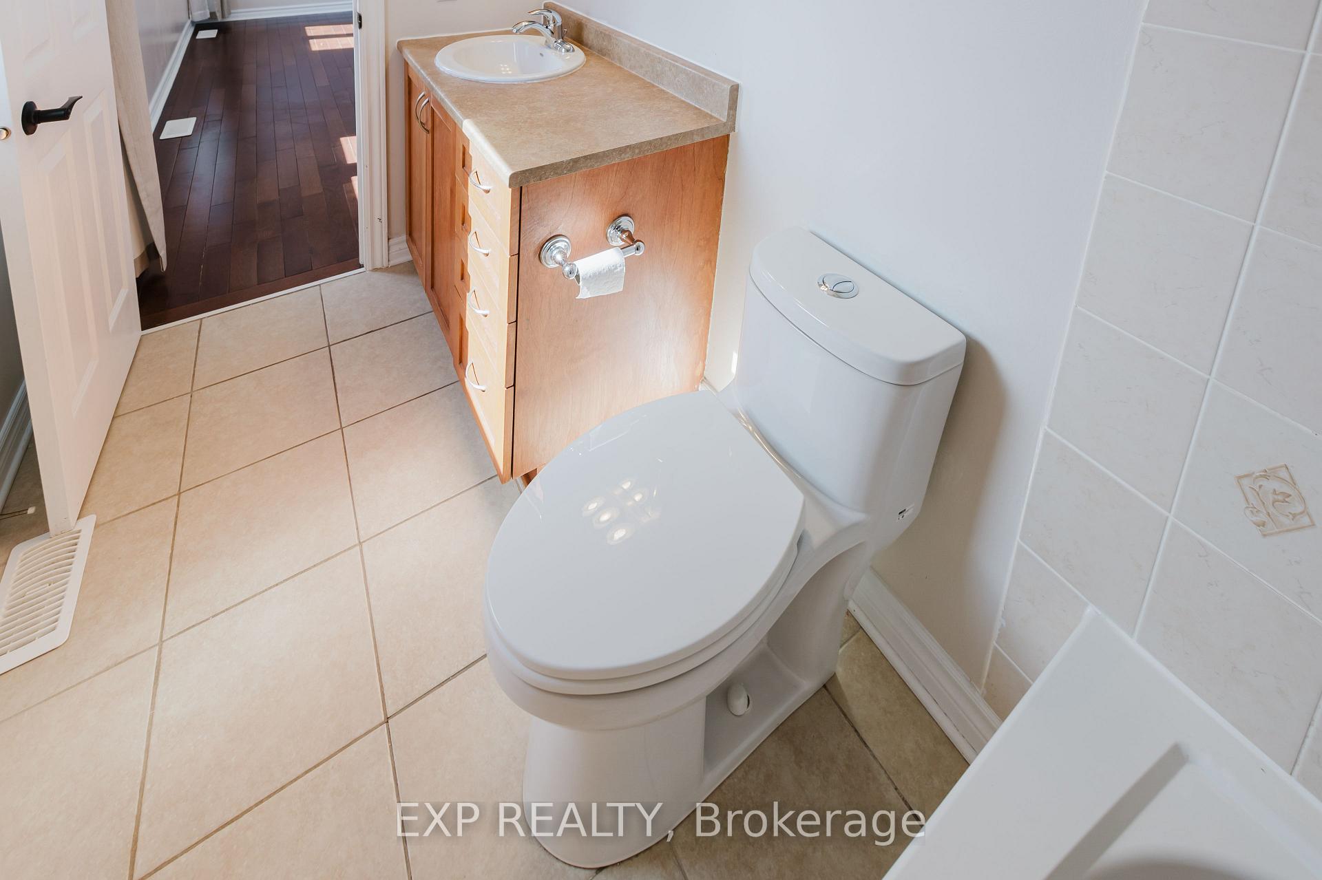Photo 24 of 481 Paul Metivier Drive, Ottawa, Barrhaven - Strandherd — HOMEH