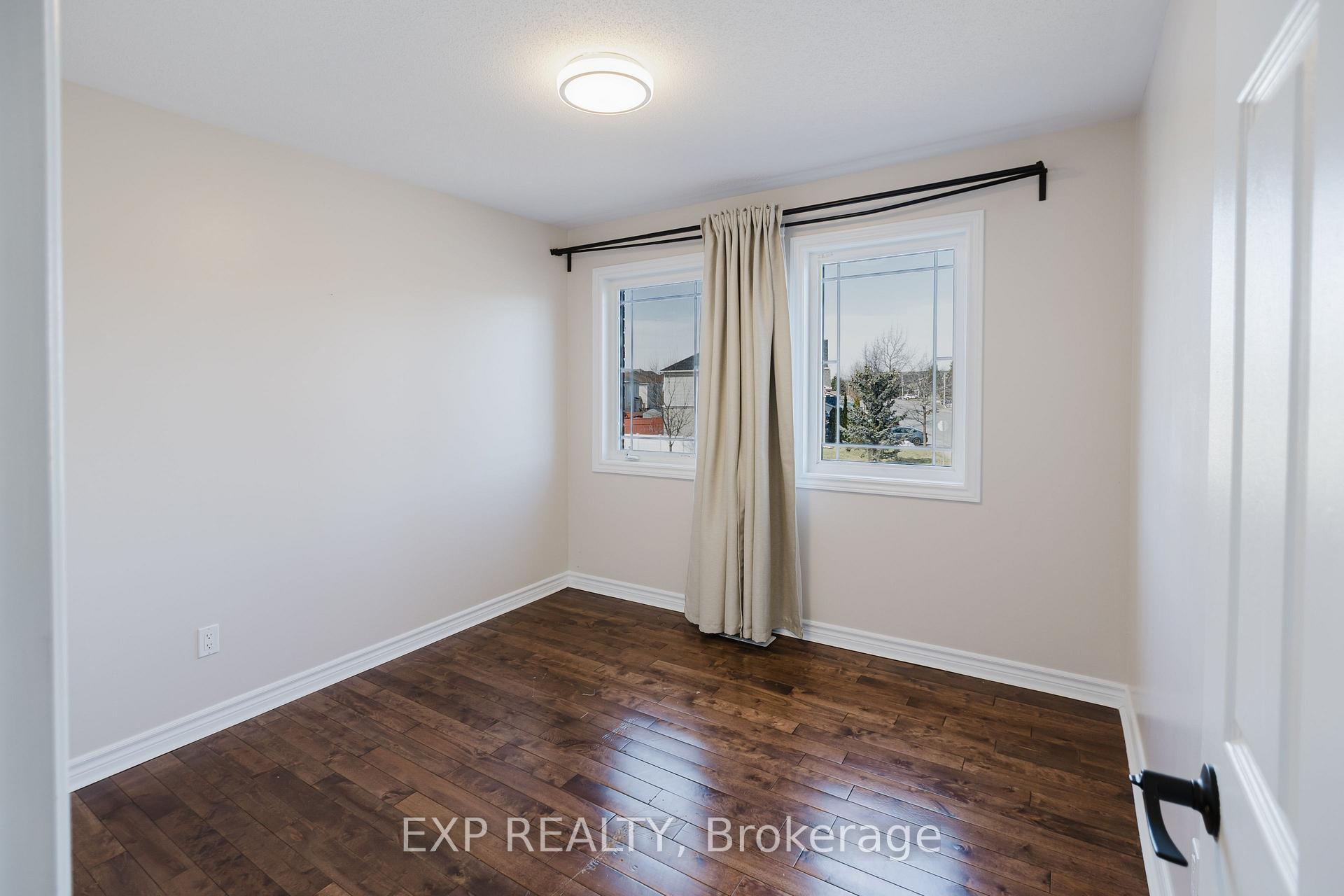 Photo 26 of 481 Paul Metivier Drive, Ottawa, Barrhaven - Strandherd — HOMEH