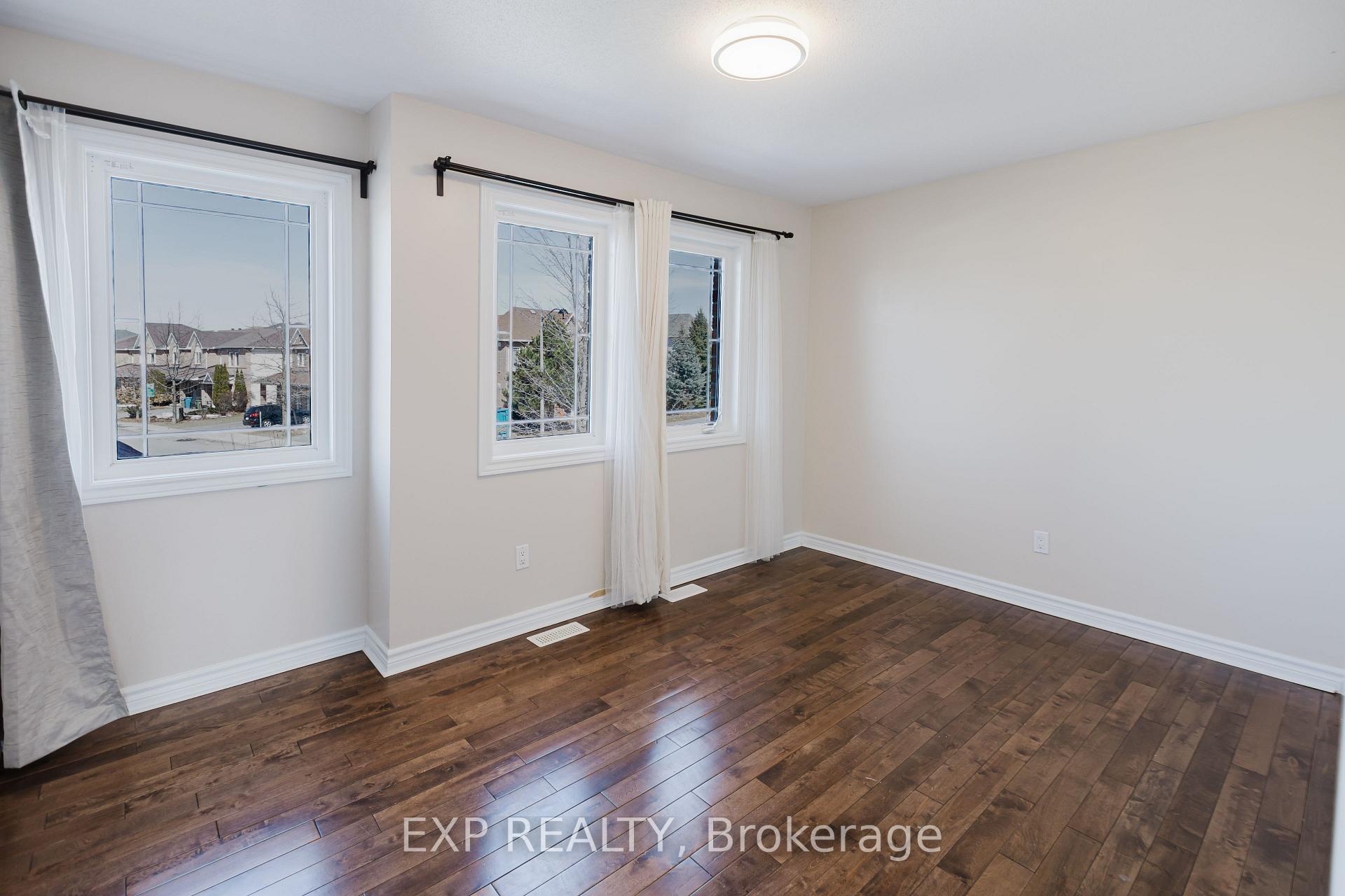 Photo 28 of 481 Paul Metivier Drive, Ottawa, Barrhaven - Strandherd — HOMEH