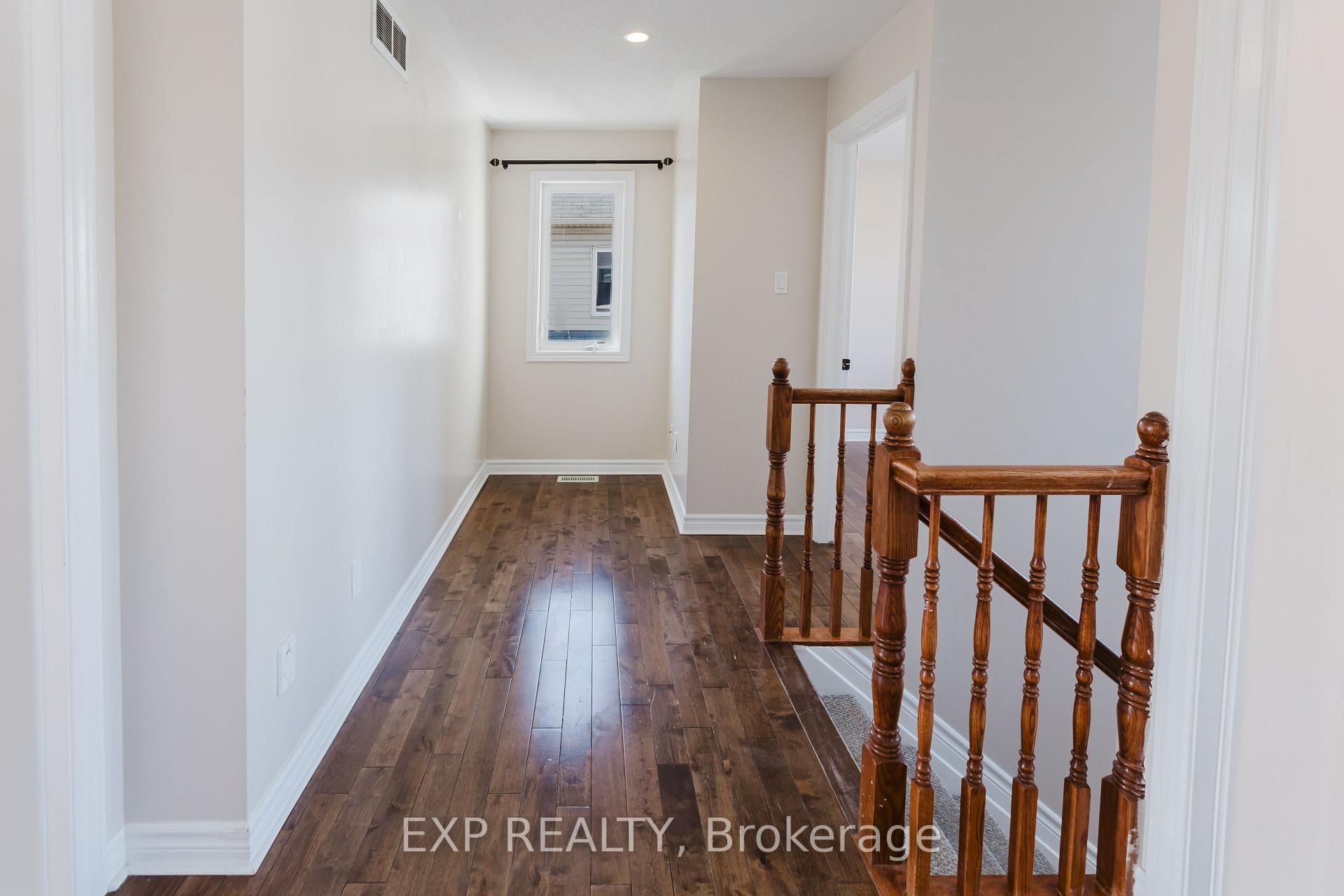 Photo 32 of 481 Paul Metivier Drive, Ottawa, Barrhaven - Strandherd — HOMEH