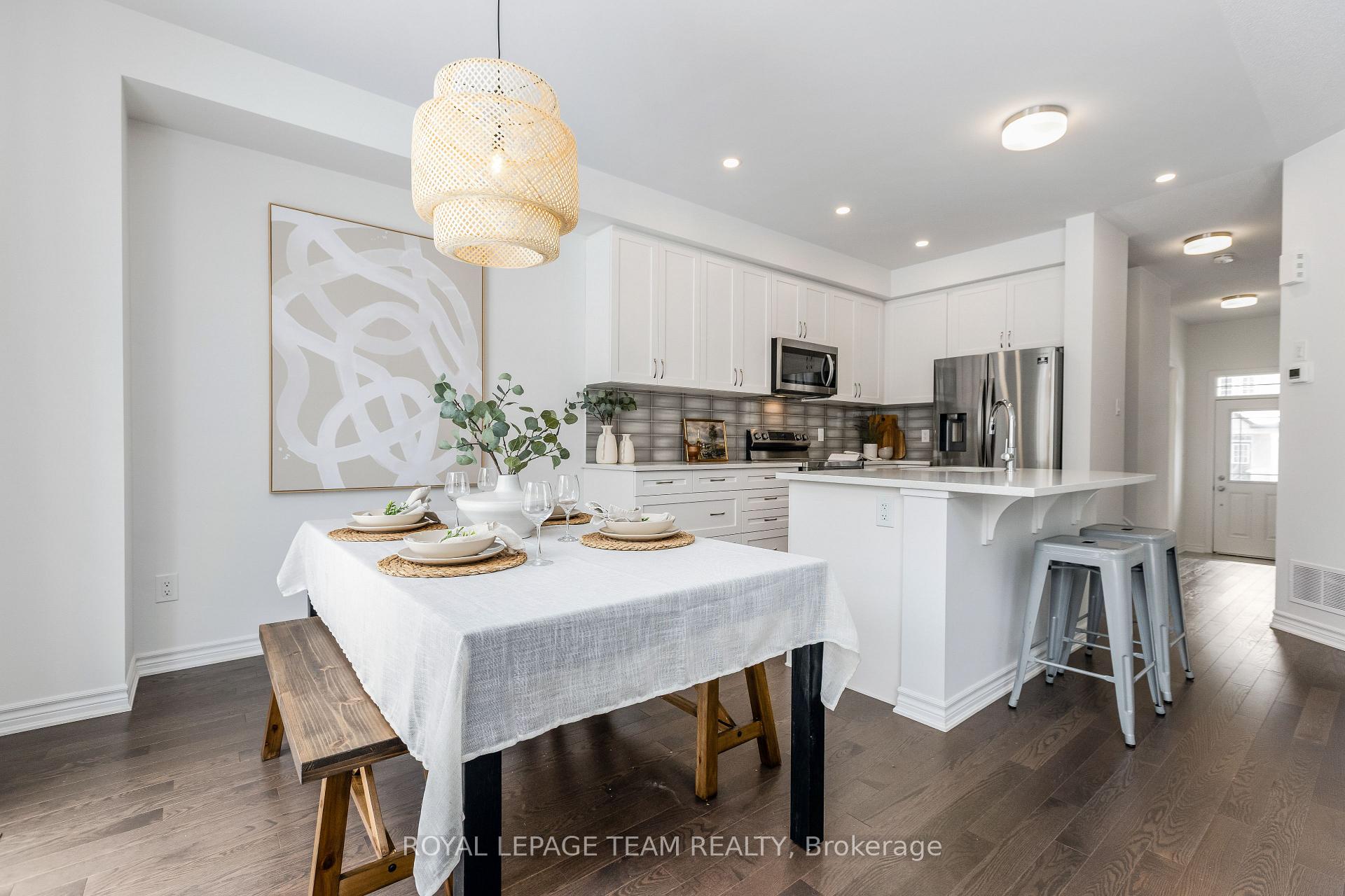 Photo 10 of 101 Mesa Drive, Ottawa, Barrhaven - Half Moon Bay — HOMEH