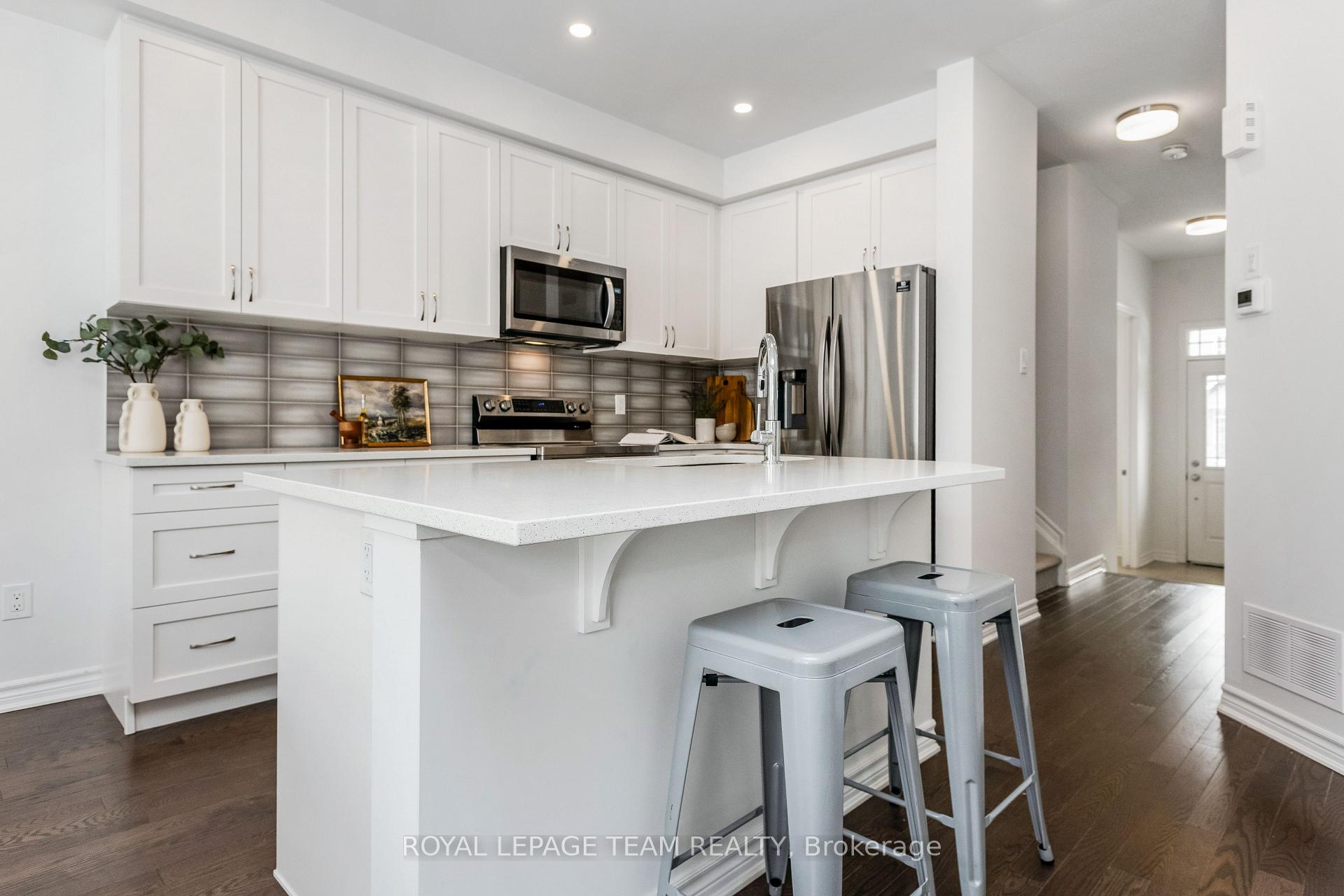 Photo 13 of 101 Mesa Drive, Ottawa, Barrhaven - Half Moon Bay — HOMEH