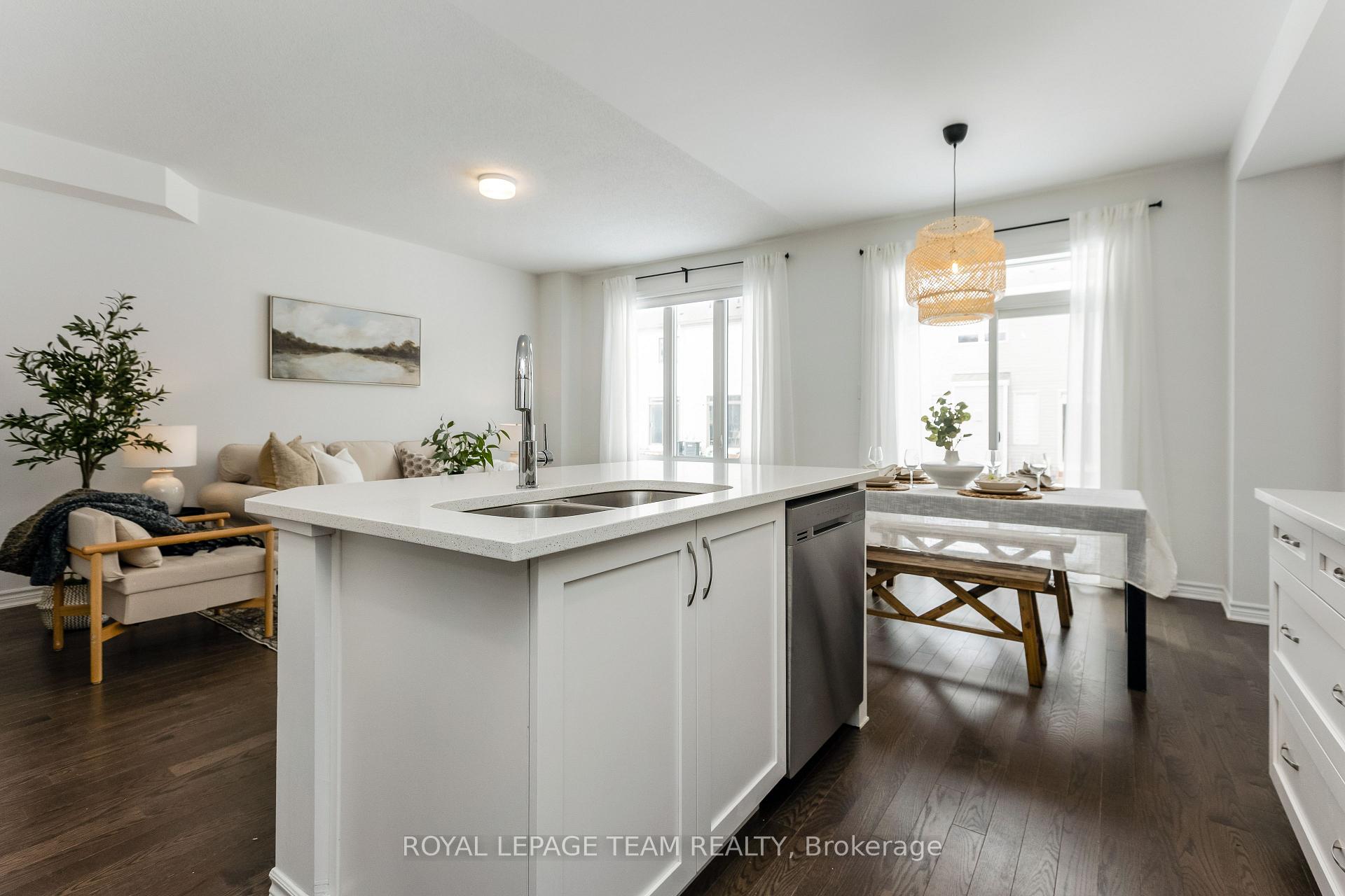 Photo 16 of 101 Mesa Drive, Ottawa, Barrhaven - Half Moon Bay — HOMEH