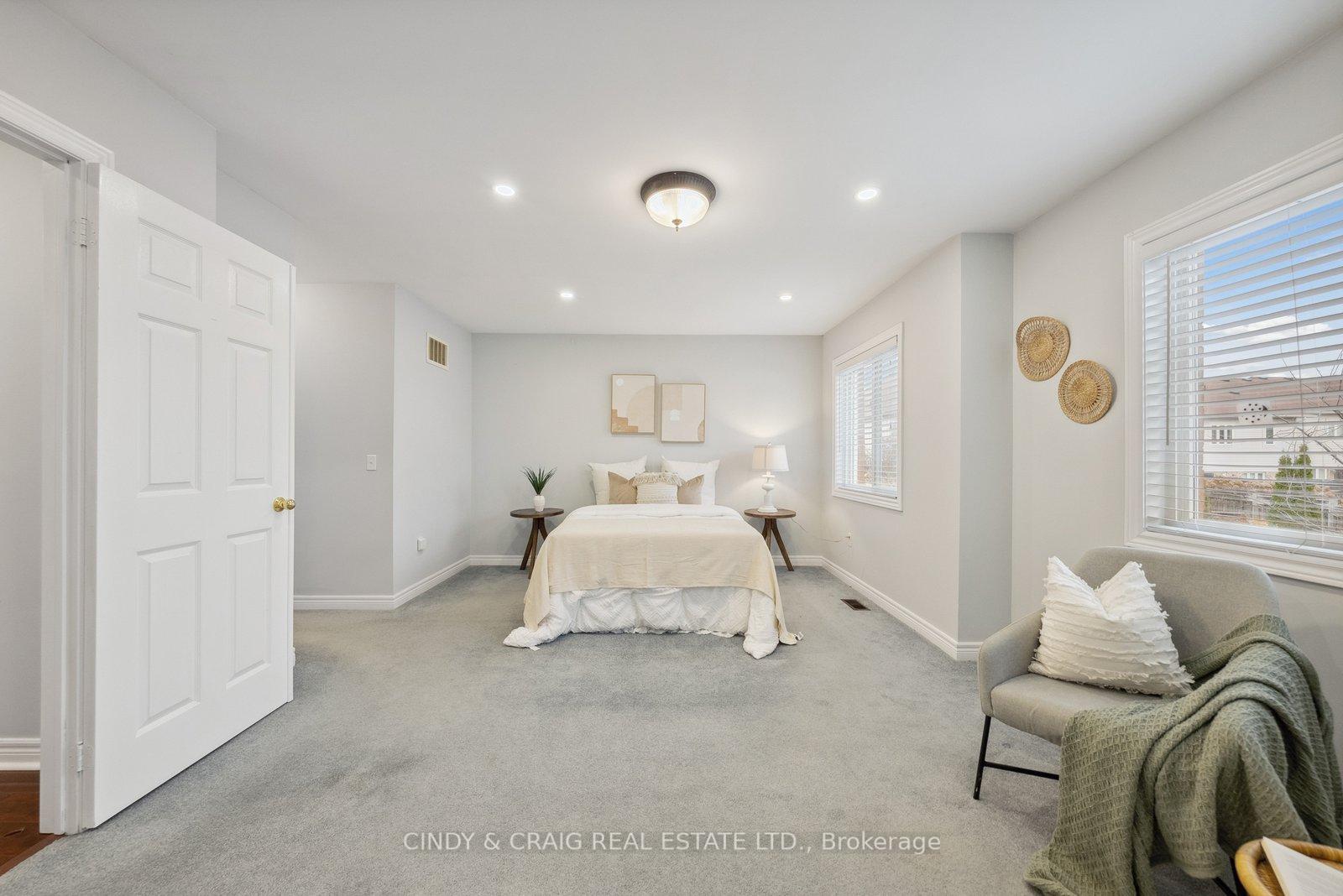 Photo 12 of 67 Rosswell Drive, Clarington, Courtice — HOMEH