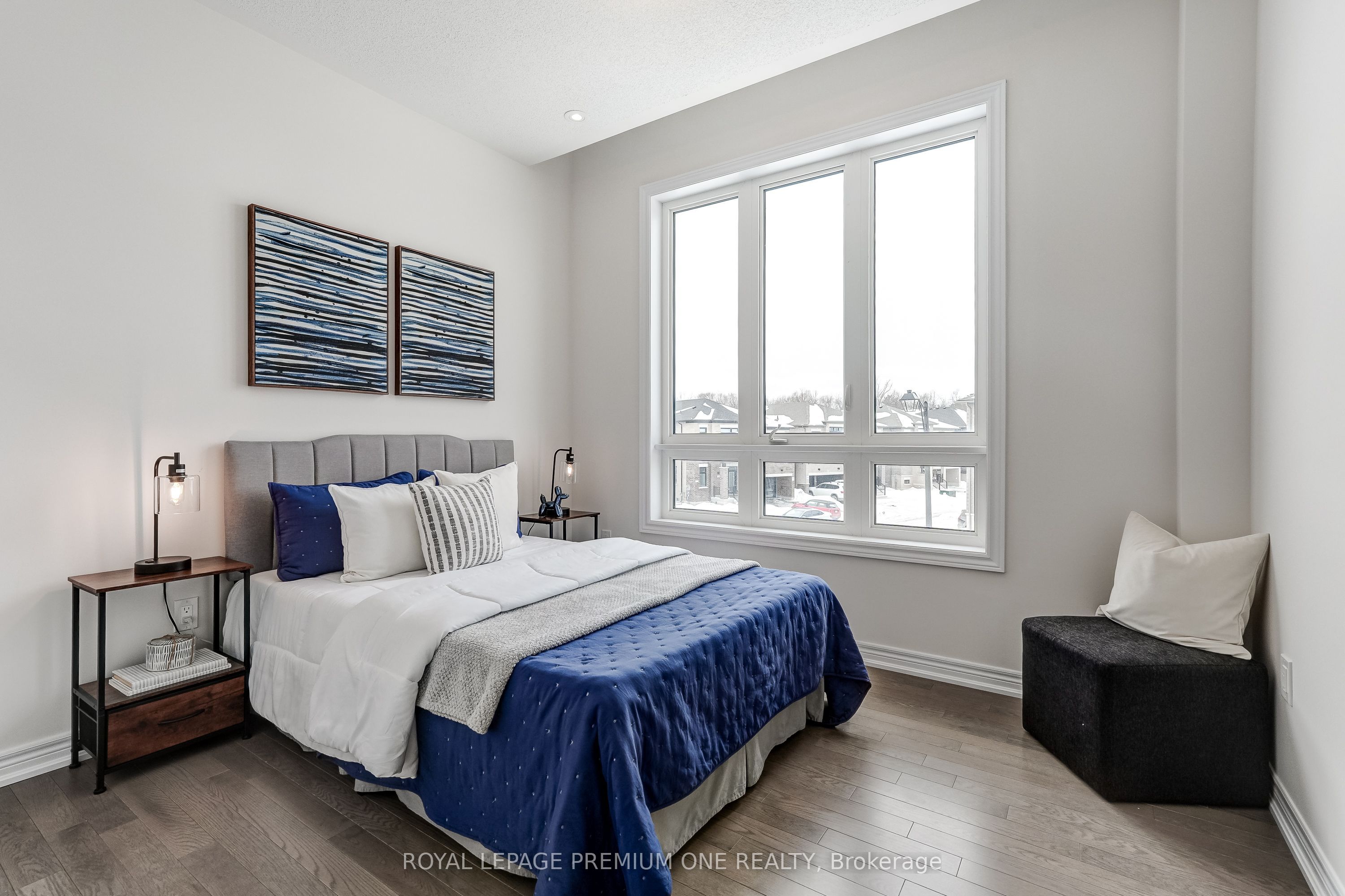 Photo 44 of 830 Apple Terrace, Milton, Cobban — HOMEH