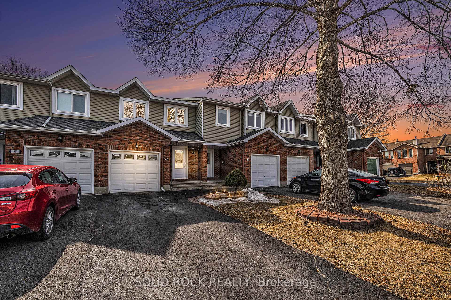 Photo 1 of 81 Royal Field Crescent, Ottawa, Barrhaven - Longfields — HOMEH