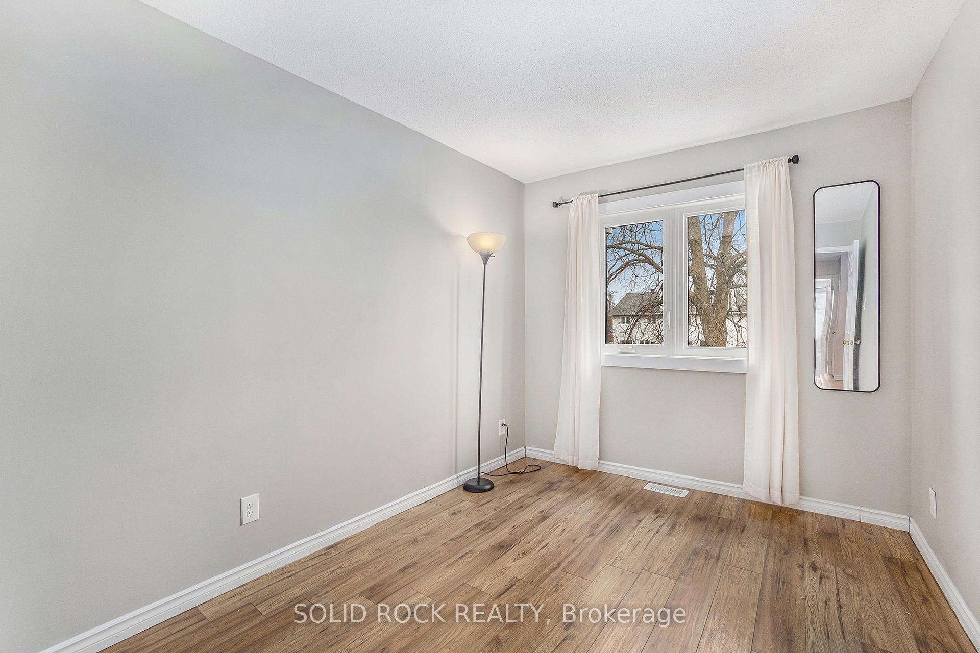 Photo 14 of 81 Royal Field Crescent, Ottawa, Barrhaven - Longfields — HOMEH