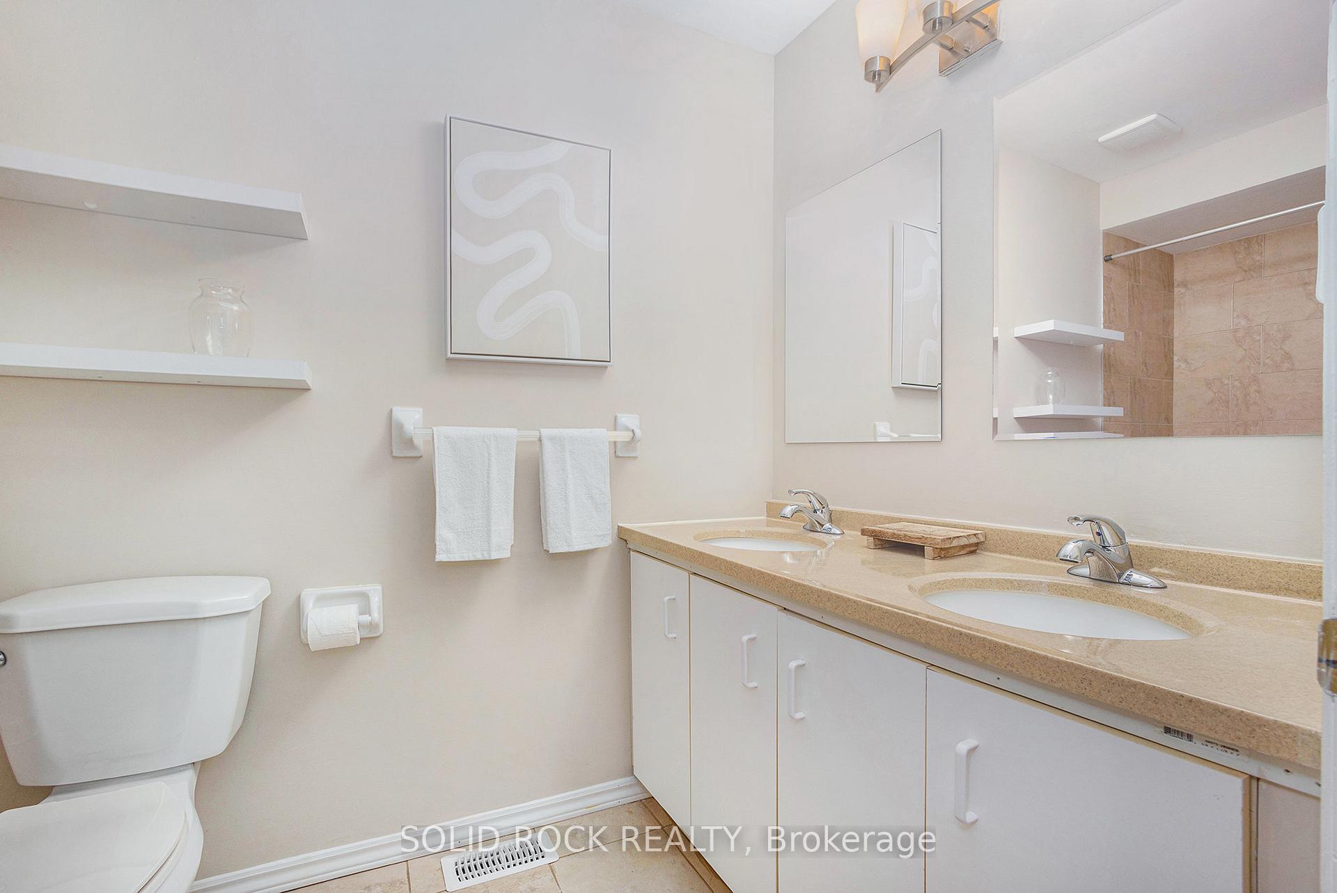 Photo 15 of 81 Royal Field Crescent, Ottawa, Barrhaven - Longfields — HOMEH