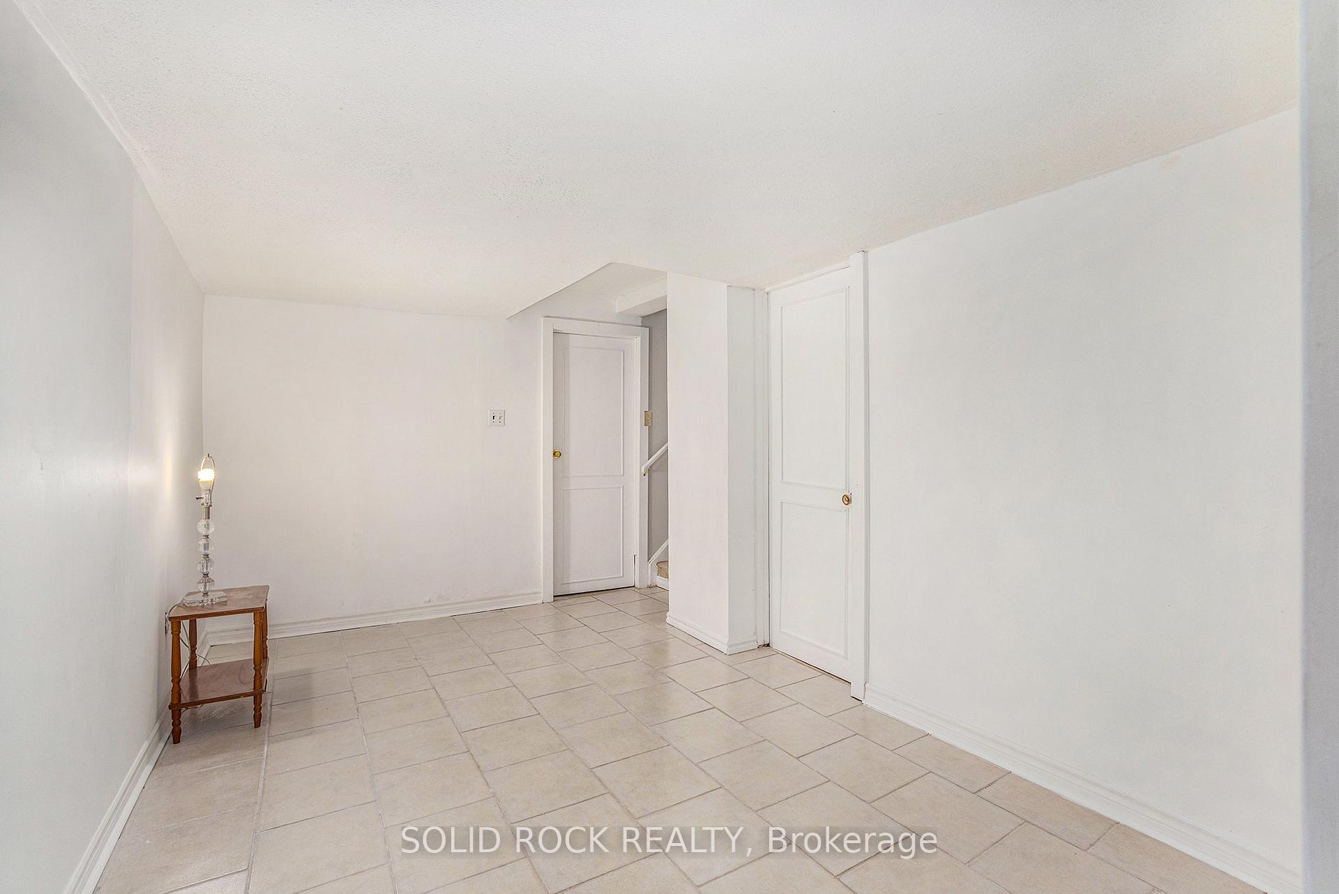 Photo 18 of 81 Royal Field Crescent, Ottawa, Barrhaven - Longfields — HOMEH